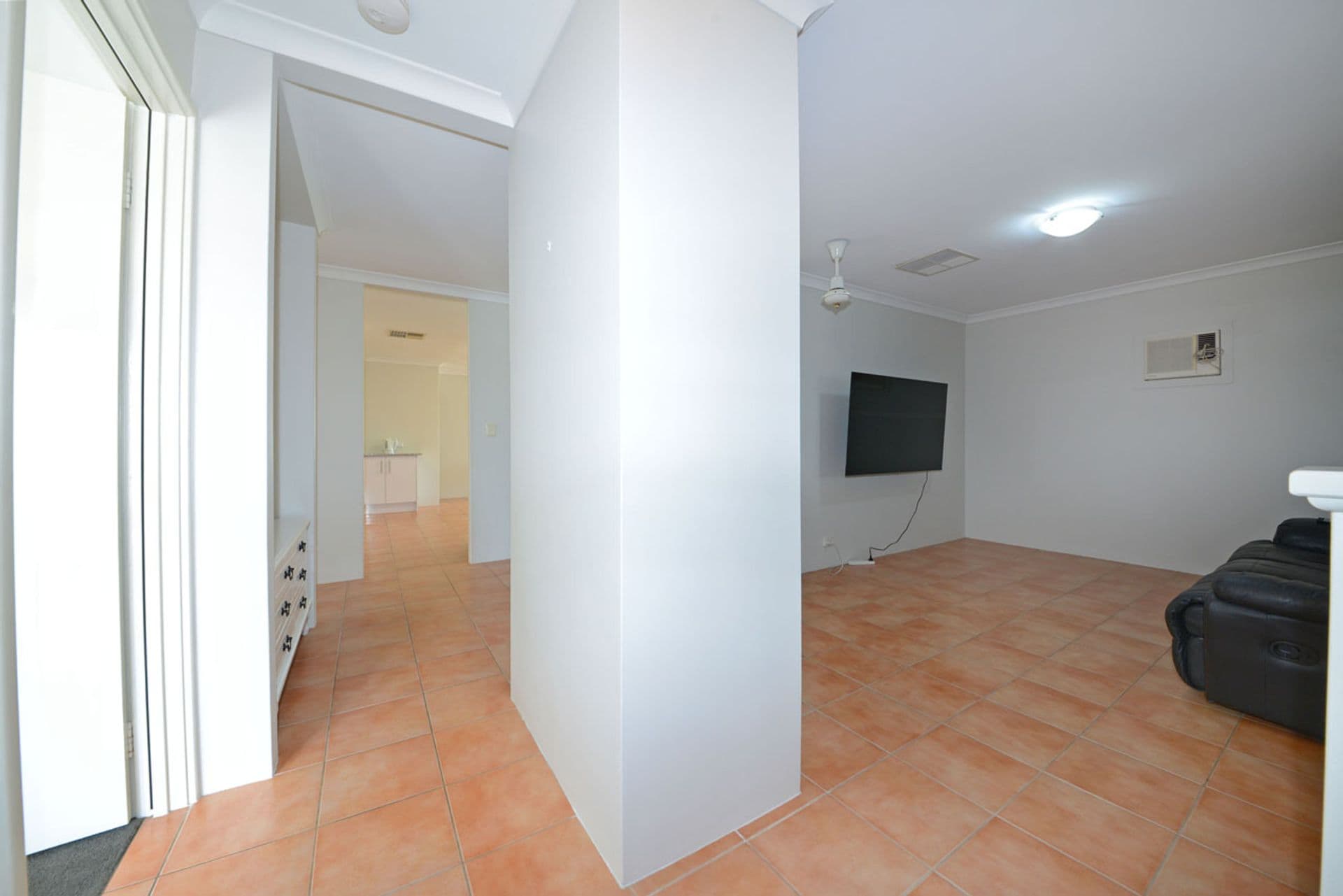 Unit 1, Ocean Keys Commercial Centre, 1868 Marmion Avenue, Clarkson, WA, 6030, Merriwa - Thumbnail 2