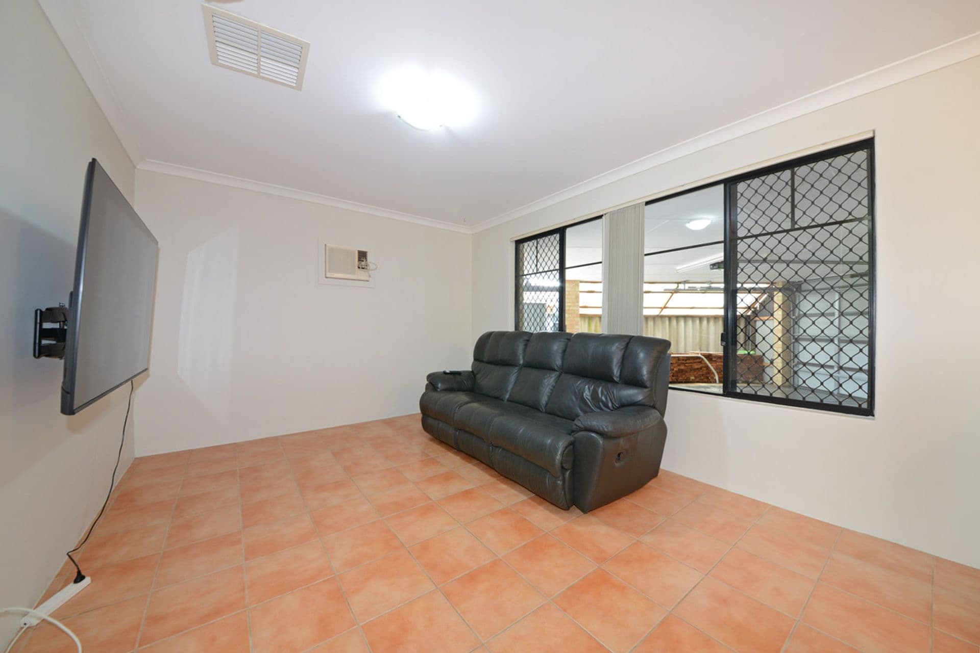 Unit 1, Ocean Keys Commercial Centre, 1868 Marmion Avenue, Clarkson, WA, 6030, Merriwa - Thumbnail 4