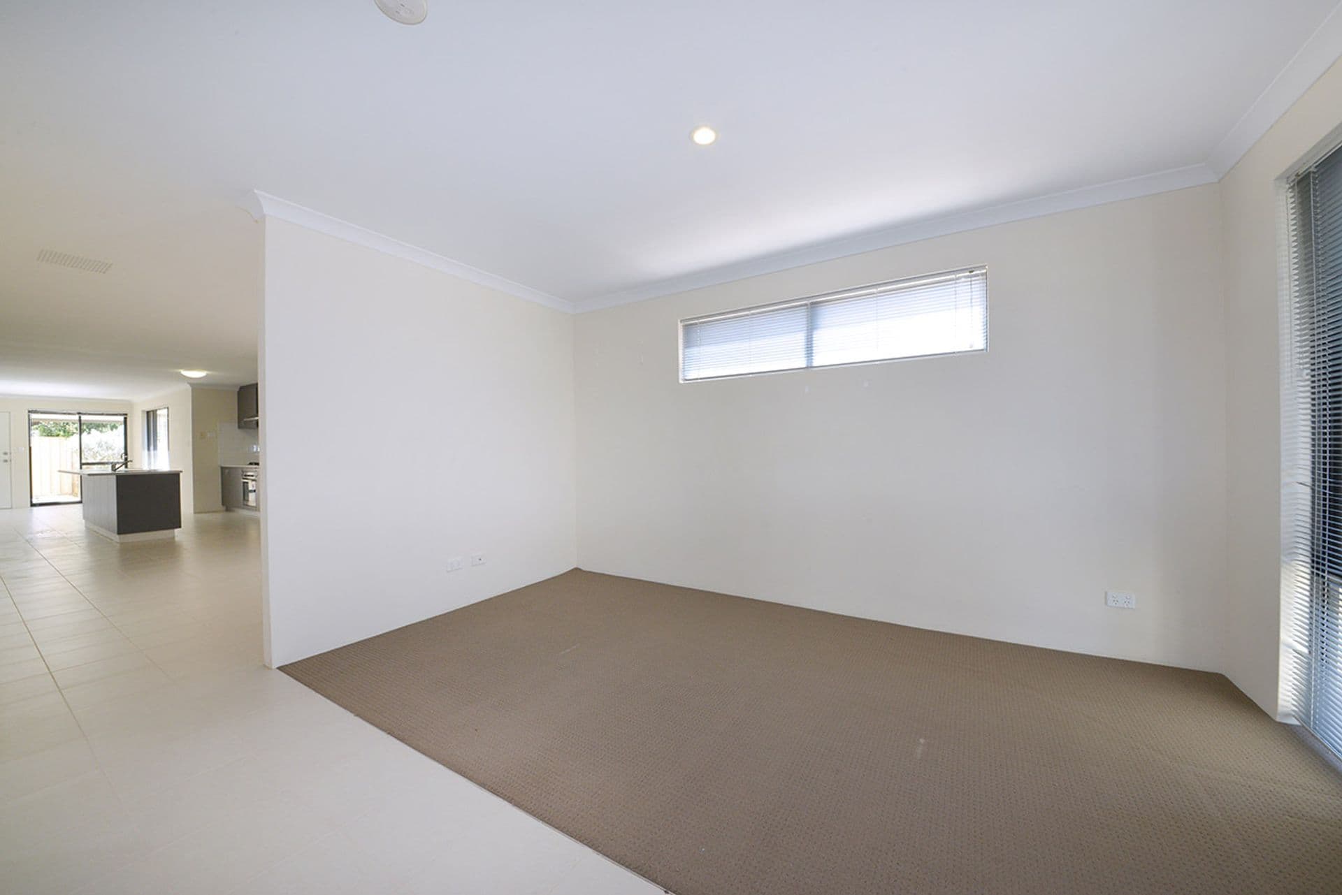 42 Halesworth Parade, Butler, WA, 6036, Butler - Thumbnail 4