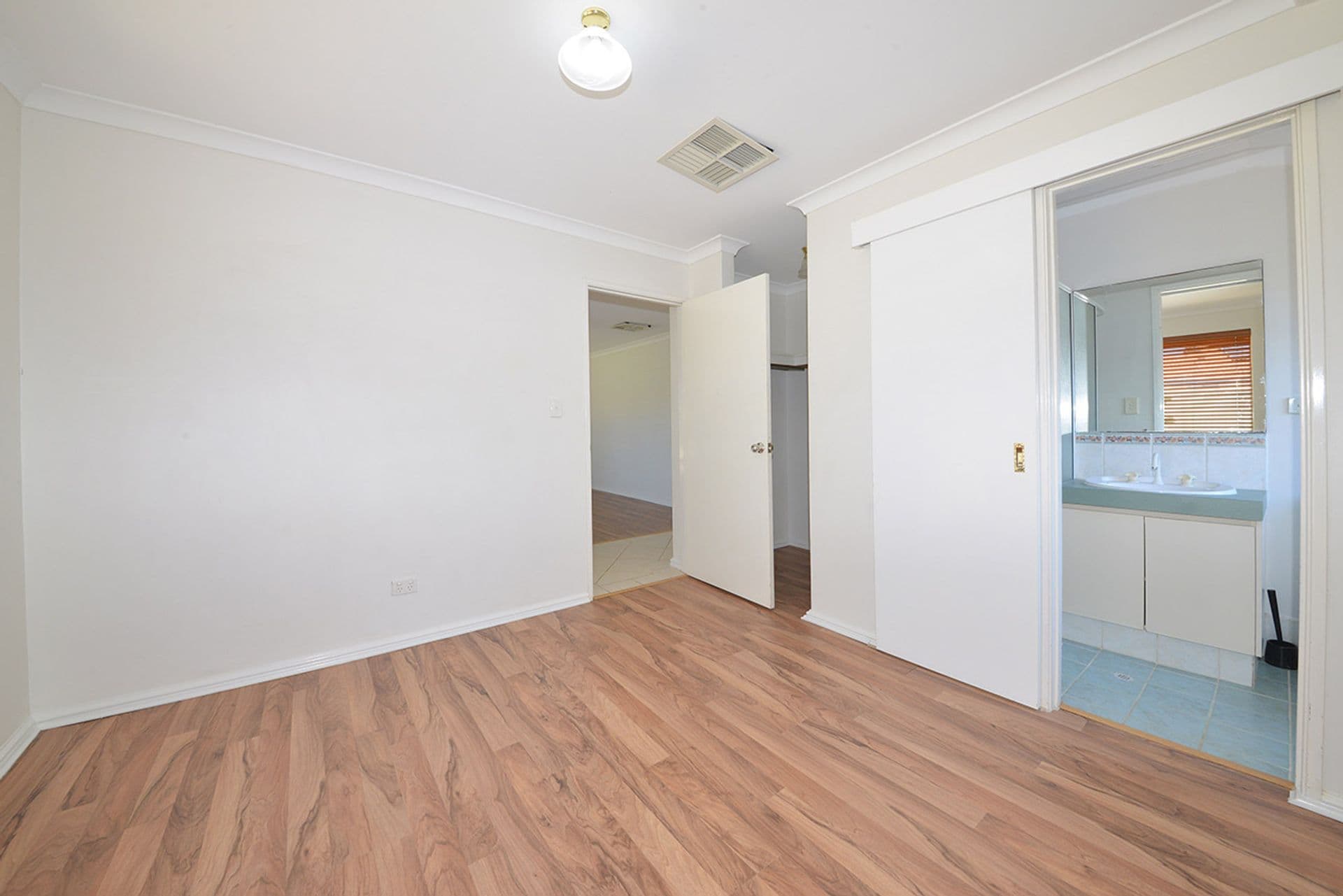 10 Bombala Close, Merriwa, WA, 6030, Merriwa - Thumbnail 6