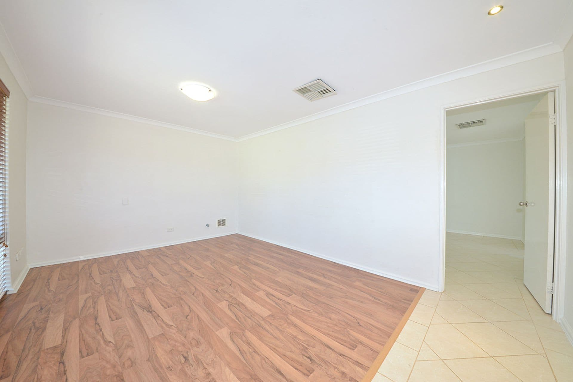10 Bombala Close, Merriwa, WA, 6030, Merriwa - Thumbnail 3