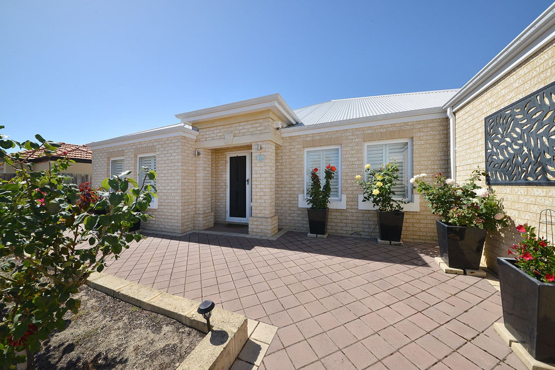 17 Acapulco Way, Quinns Rocks, WA, 6030, Quinns Rocks - Thumbnail 2