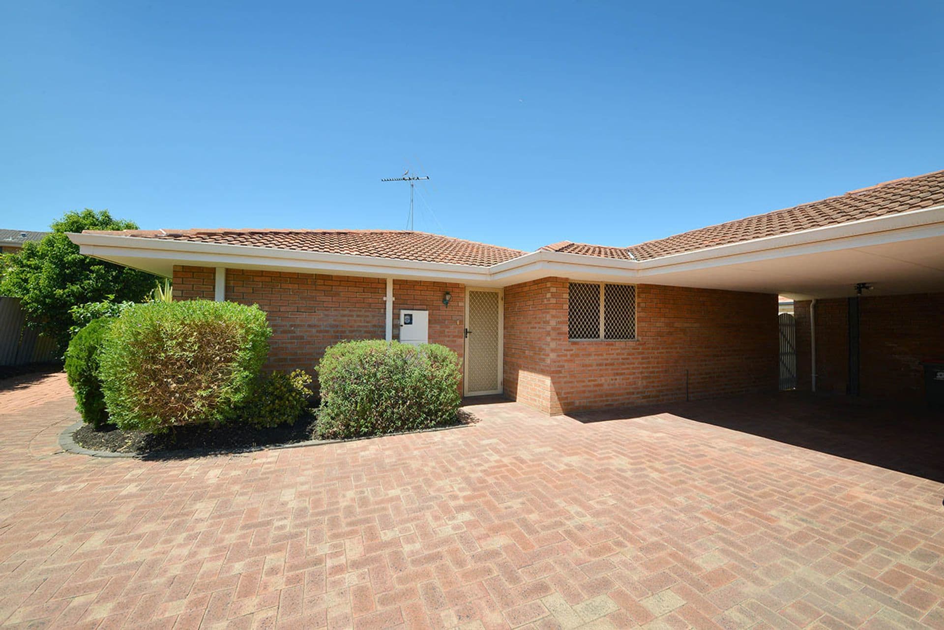 2/8 Green Avenue, Balcatta, WA, 6021, Balcatta - Thumbnail 2