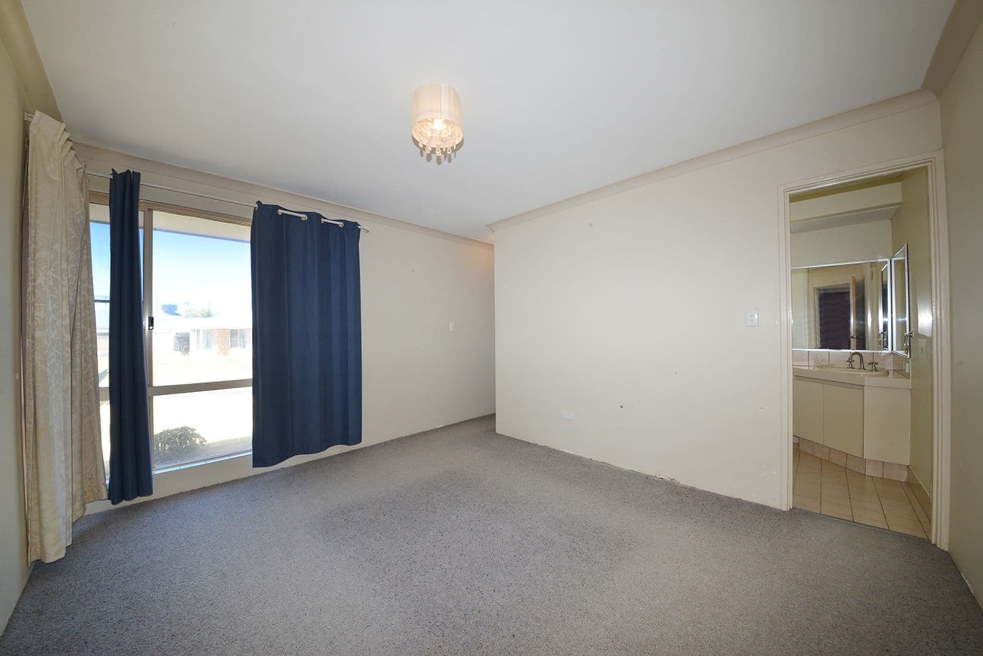 7 Orchid Court, Clarkson, WA, 6030, Clarkson - Thumbnail 5