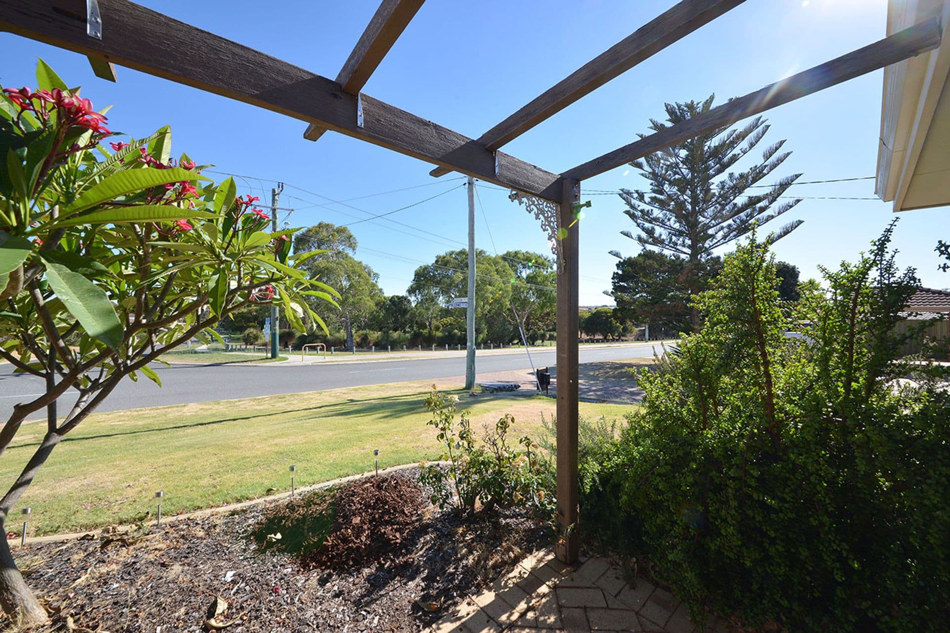 43 Palermo Court, Merriwa, WA, 6030, Merriwa - Thumbnail 2