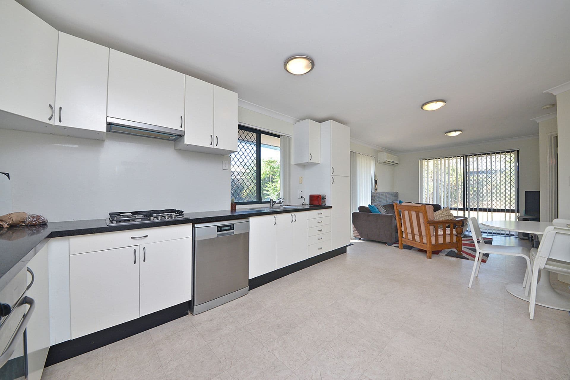 Unit 1, Ocean Keys Commercial Centre, 1868 Marmion Avenue, Clarkson, WA, 6030, Merriwa - Thumbnail 8