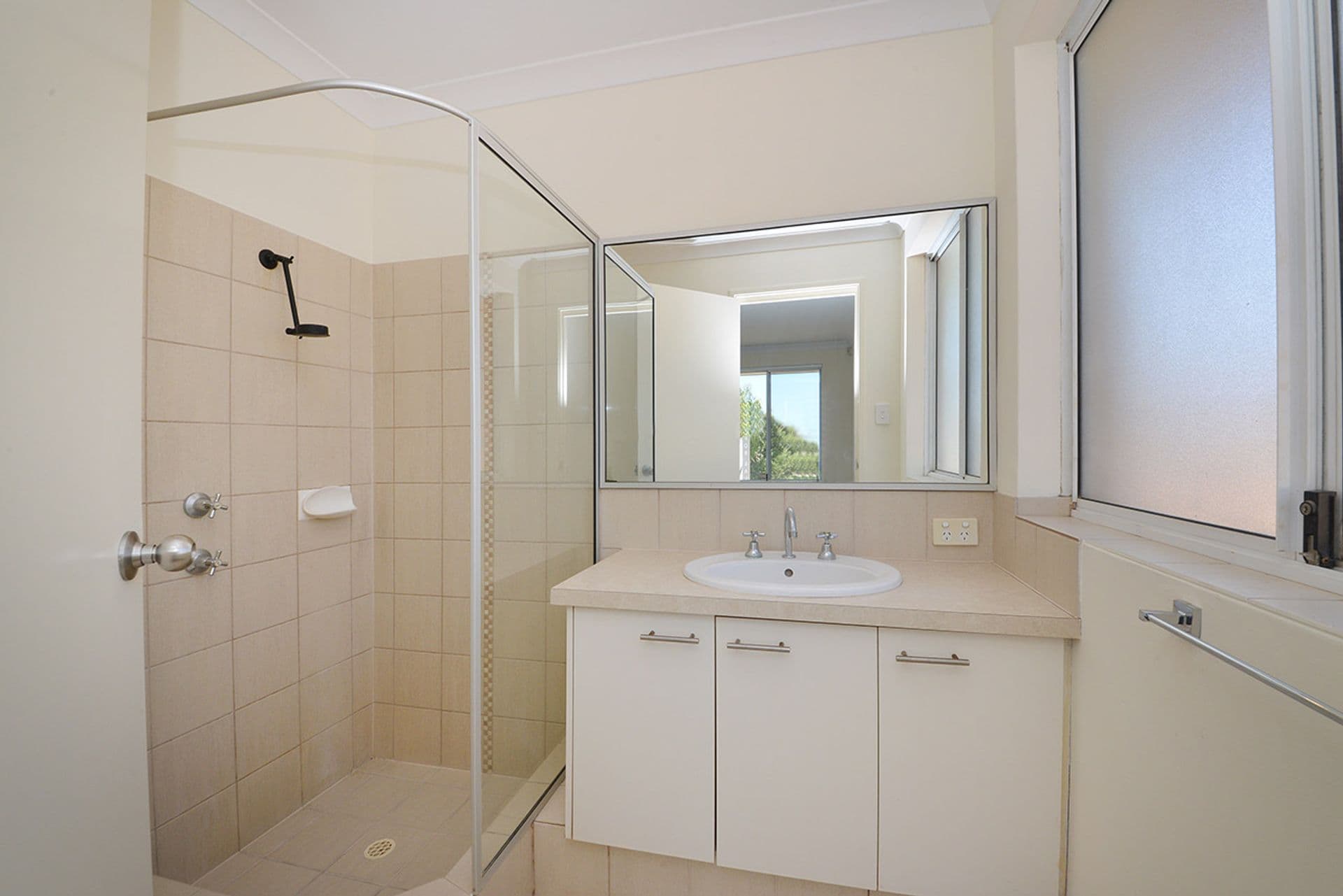 2 Fordham Avenue, Clarkson, WA, 6030, Clarkson - Thumbnail 5