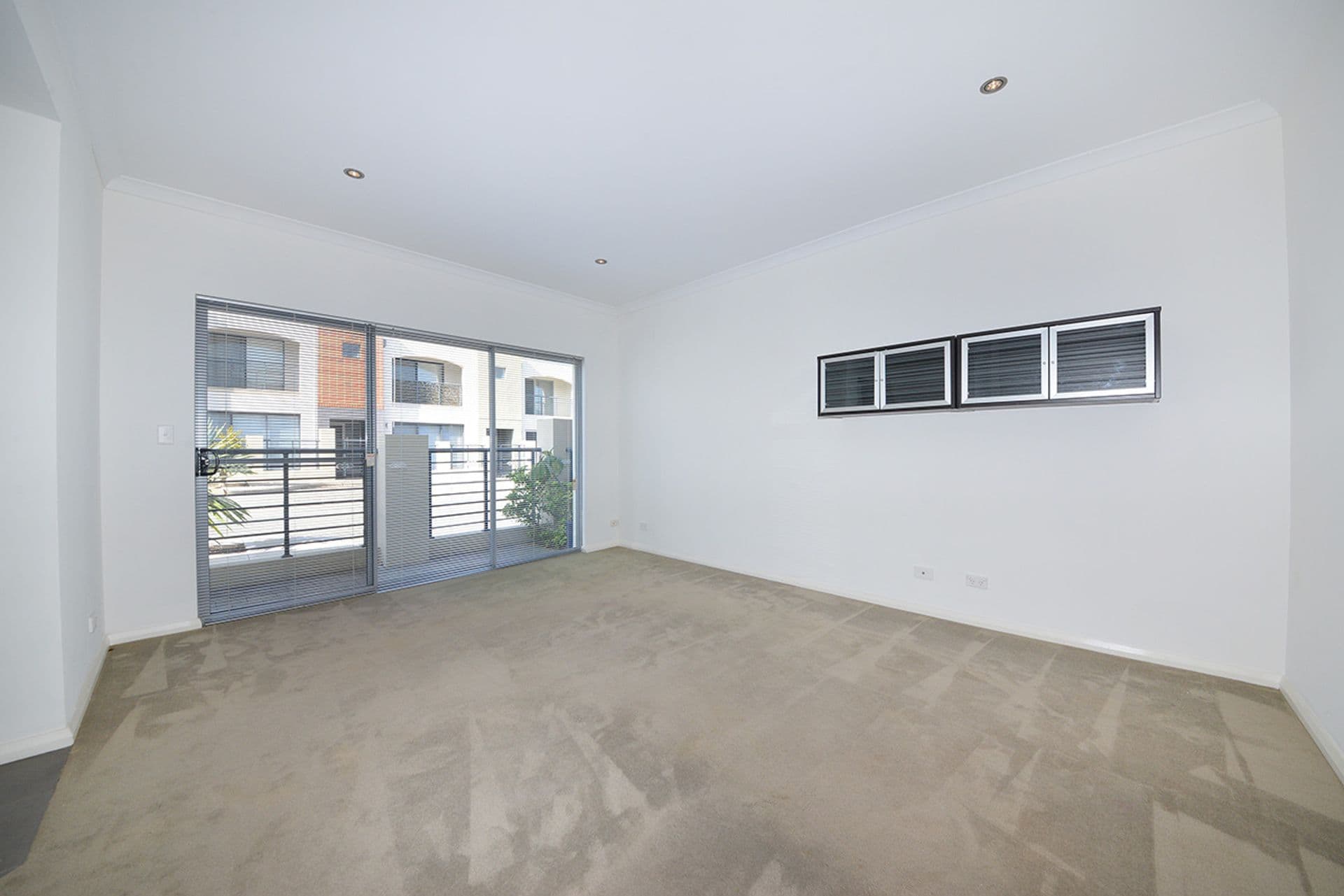 17 Metro Boulevard, Clarkson, WA, 6030, Clarkson - Thumbnail 5