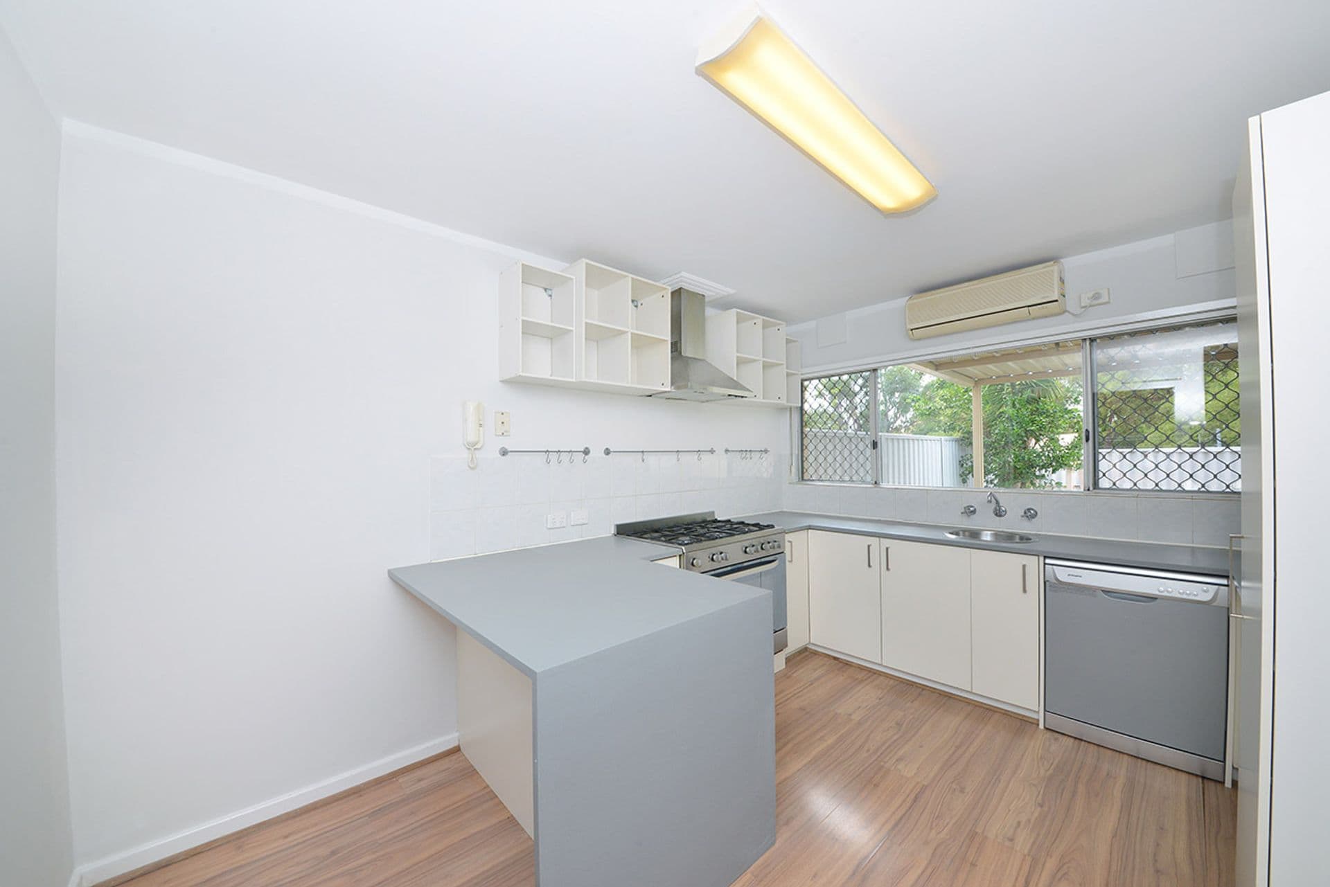 3/69 Tendring Way, Girrawheen, WA, 6064, Girrawheen - Thumbnail 7