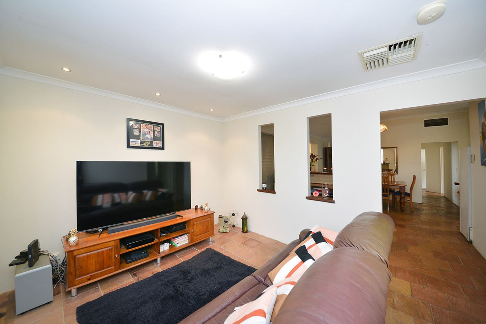 Unit 1, Ocean Keys Commercial Centre, 1868 Marmion Avenue, Clarkson, WA, 6030, Clarkson - Thumbnail 2