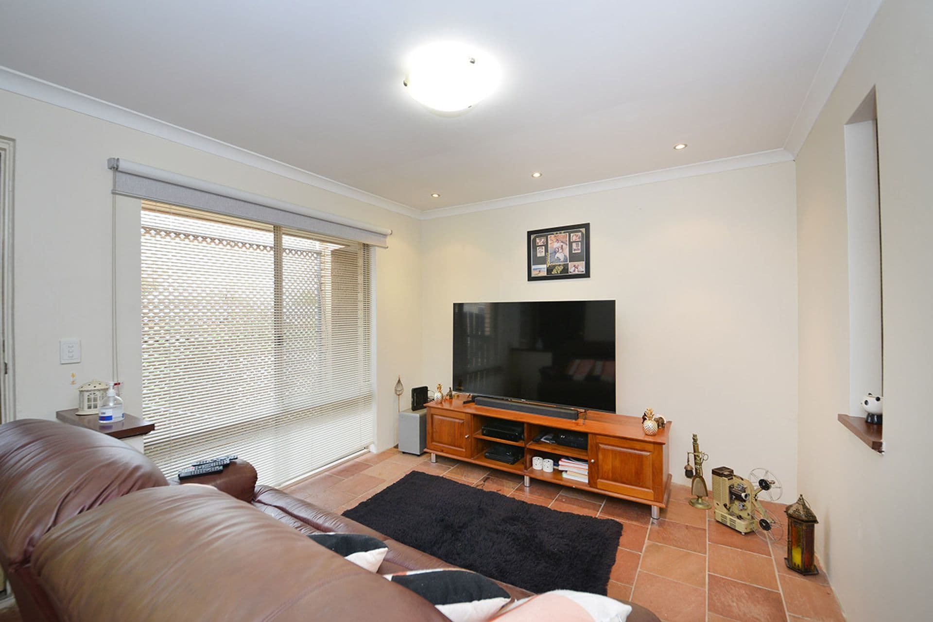 Unit 1, Ocean Keys Commercial Centre, 1868 Marmion Avenue, Clarkson, WA, 6030, Clarkson - Thumbnail 3