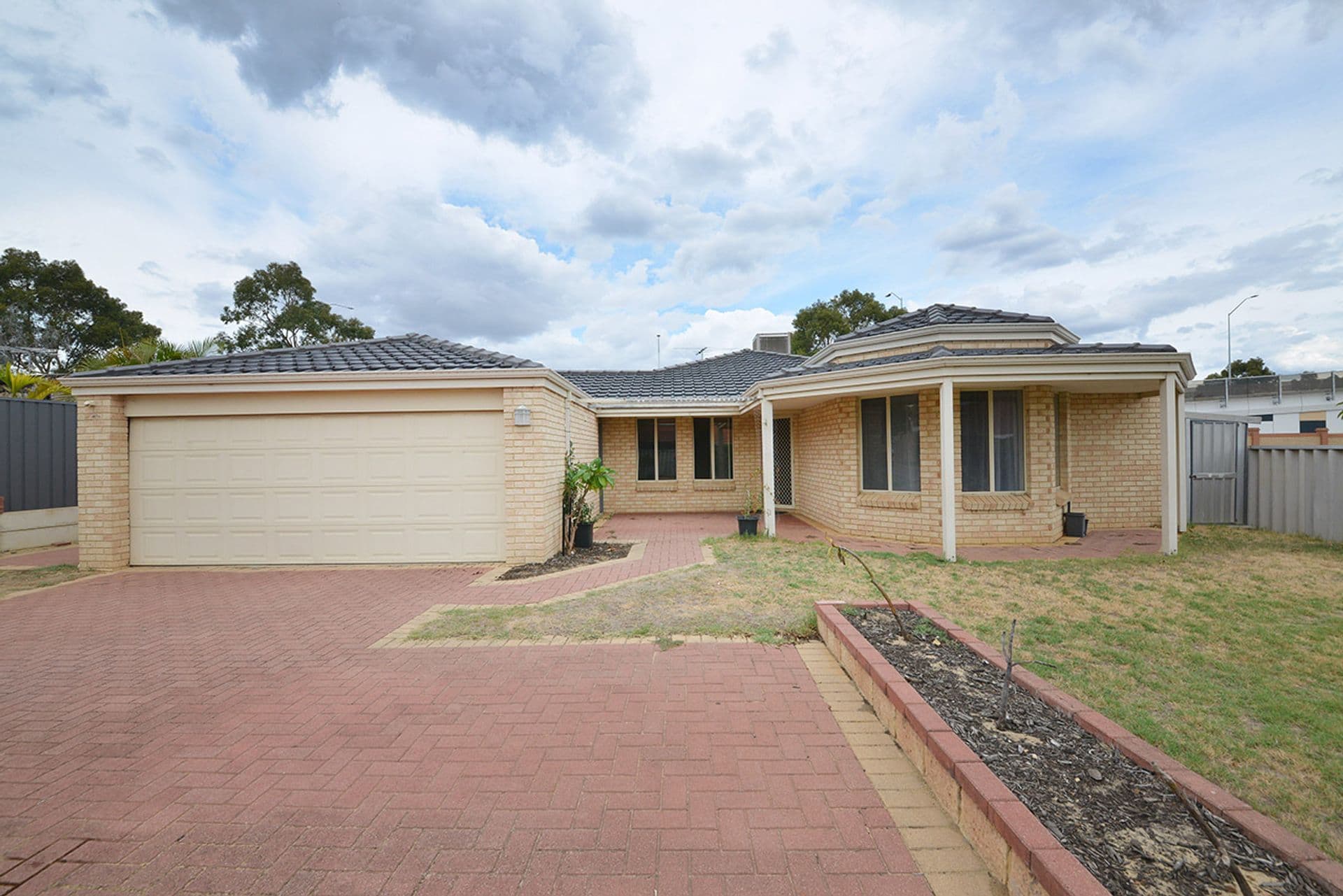 4 Stroud Court, Carramar, WA, 6031, Carramar - Image 1