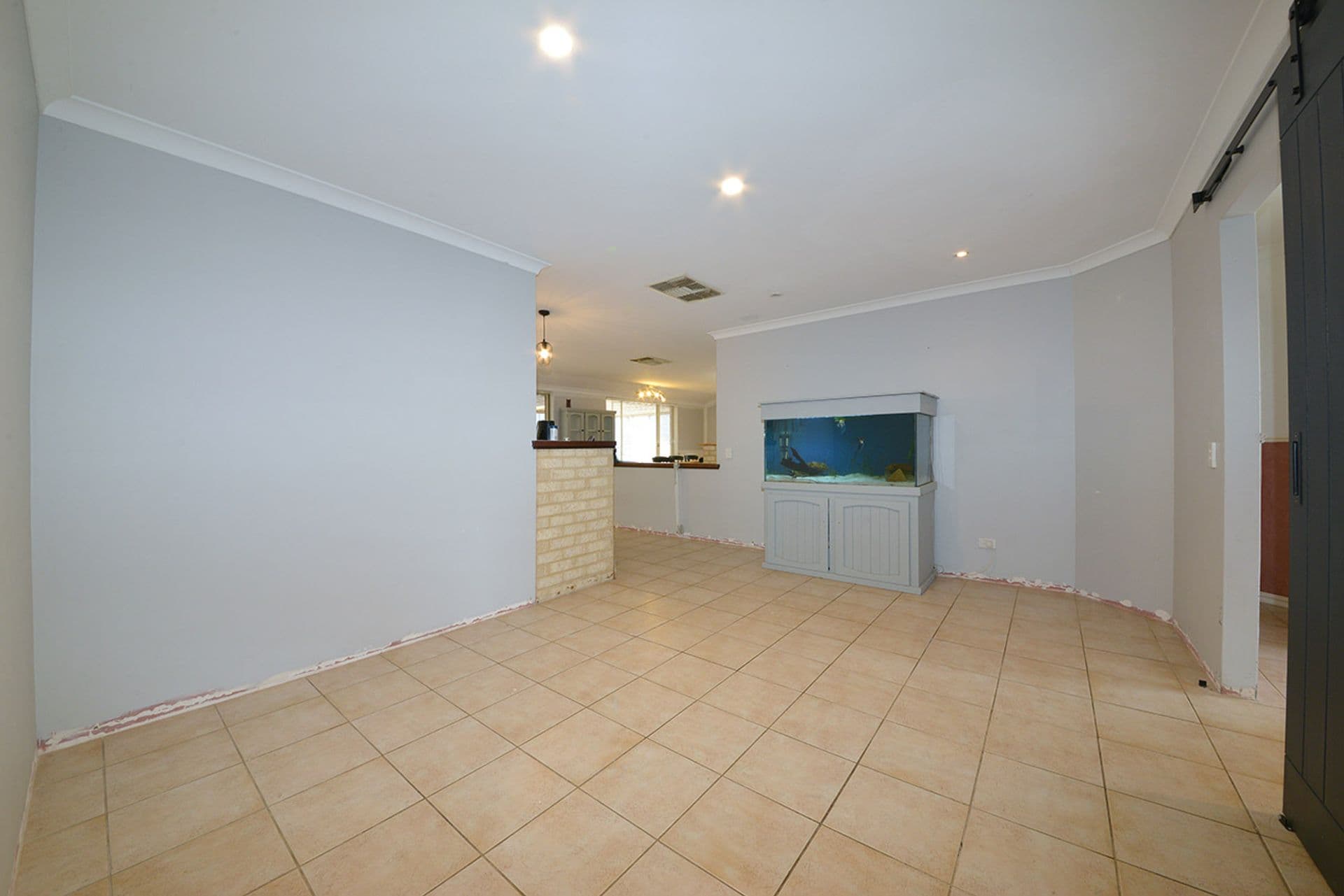 4 Stroud Court, Carramar, WA, 6031, Carramar - Thumbnail 8