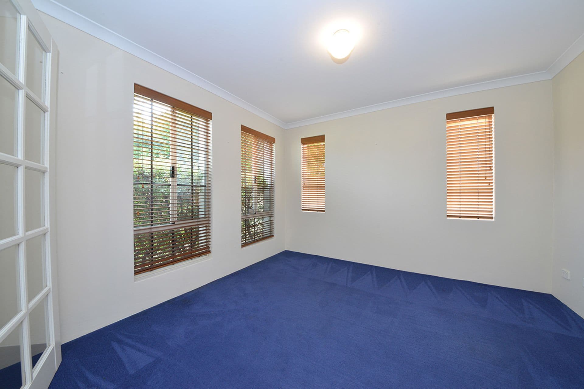 6 Halmstad Circle, Mindarie, WA, 6030, Mindarie - Thumbnail 5