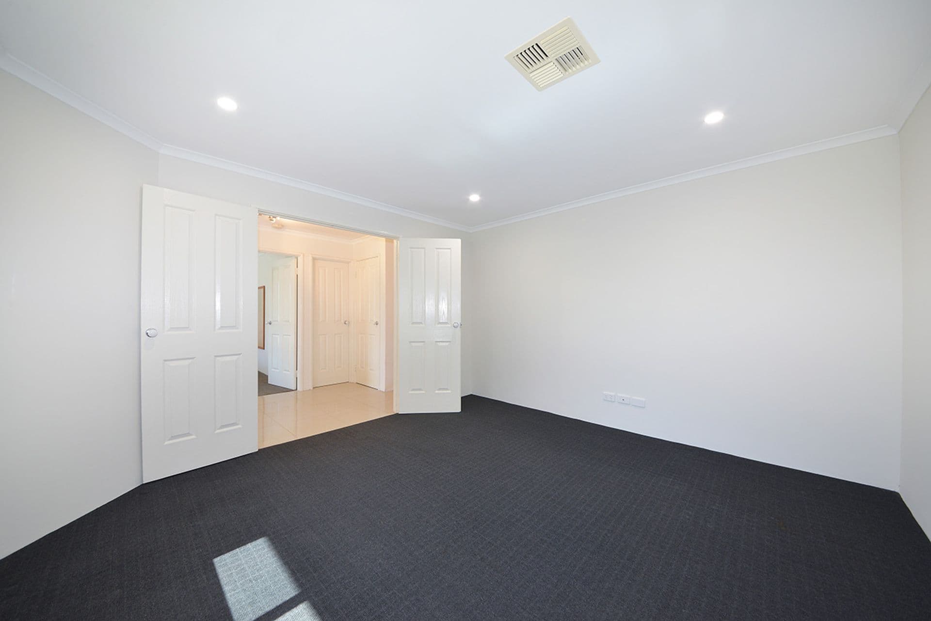 14 Kilgetty Gate, Butler, WA, 6036, Butler - Thumbnail 4