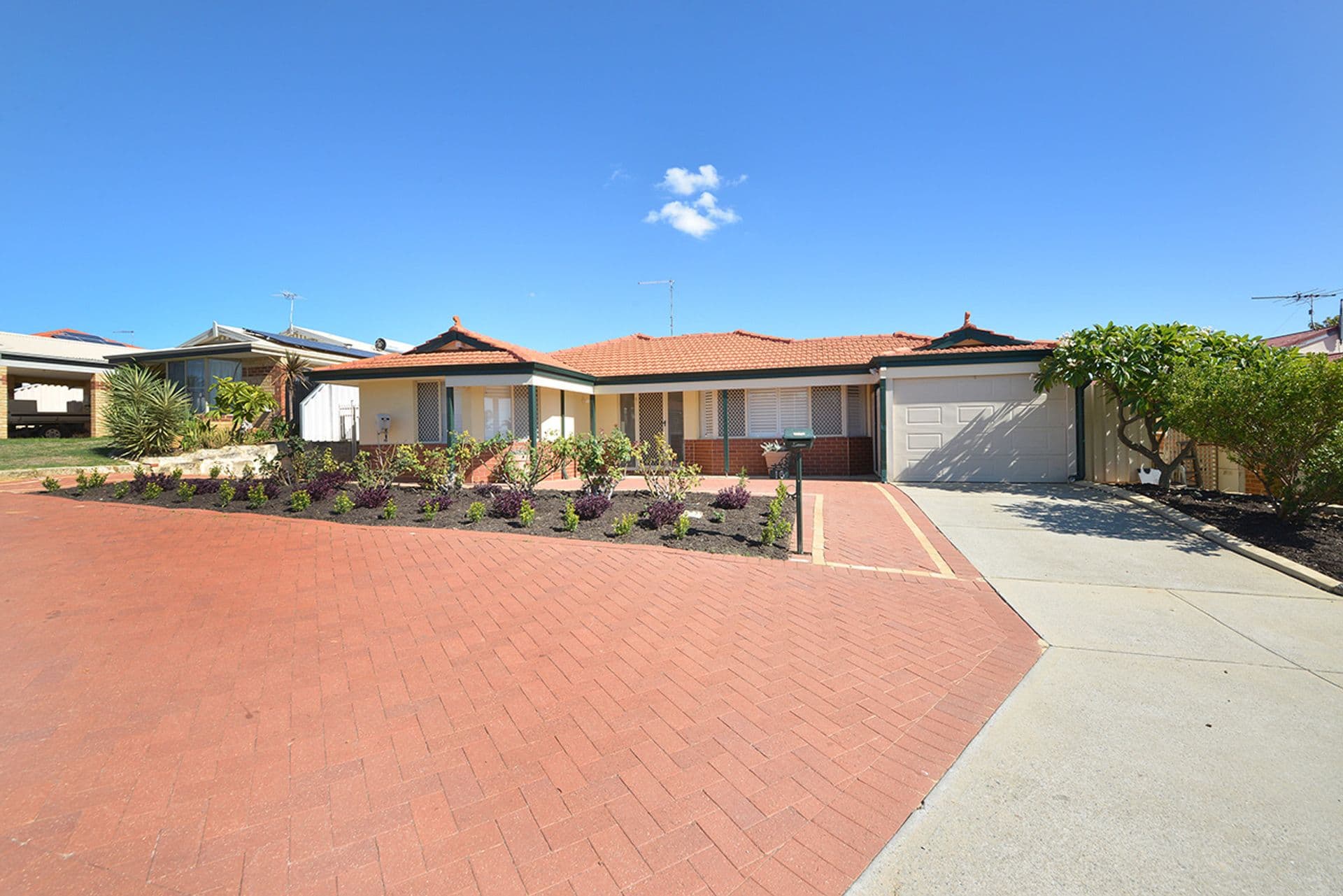 16 Beachport Retreat, Clarkson, WA, 6030, Clarkson - Thumbnail 2