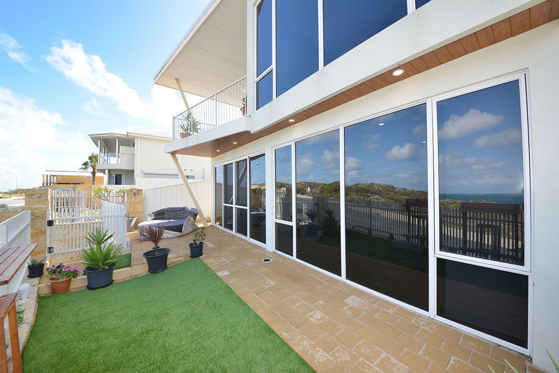 155 Capricorn Esplanade, Yanchep, WA, 6035, Yanchep - Thumbnail 2