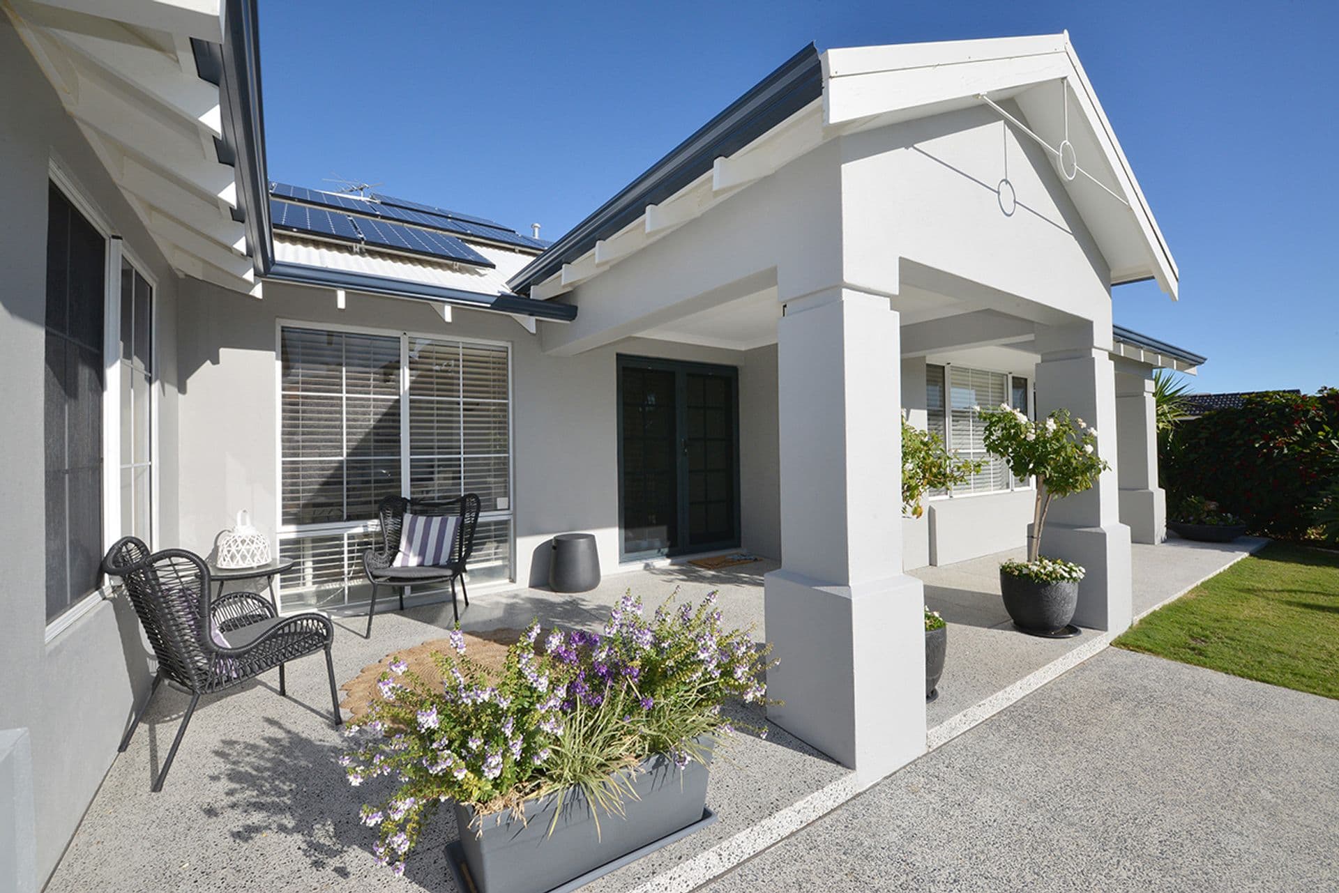 36 Rochester Drive, Mindarie, WA, 6030, Mindarie - Thumbnail 2
