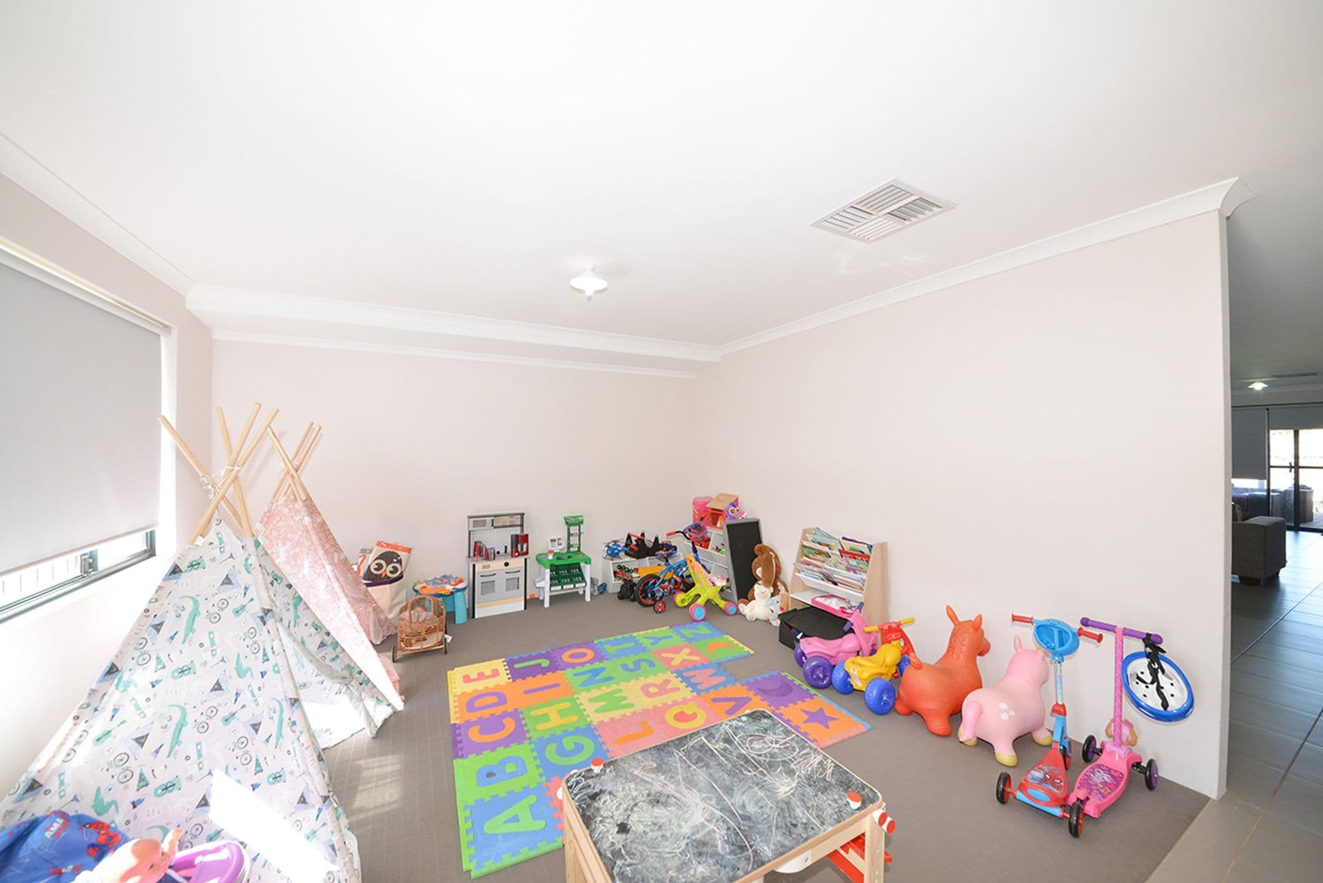 49 Hollyford Parade, Butler, WA, 6036, Butler - Thumbnail 7
