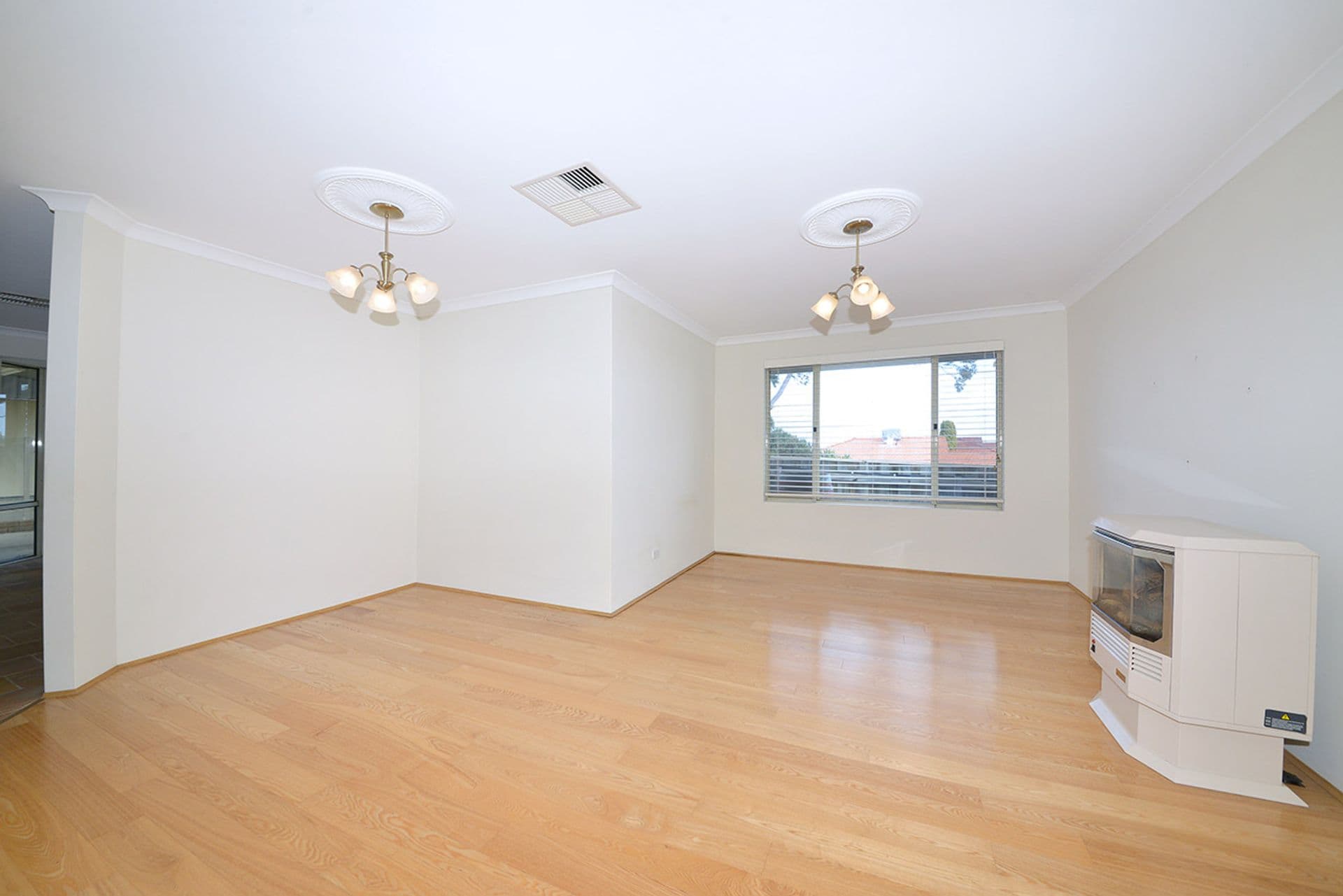 7 Pelly Cove, Joondalup, WA, 6027, Joondalup - Thumbnail 5