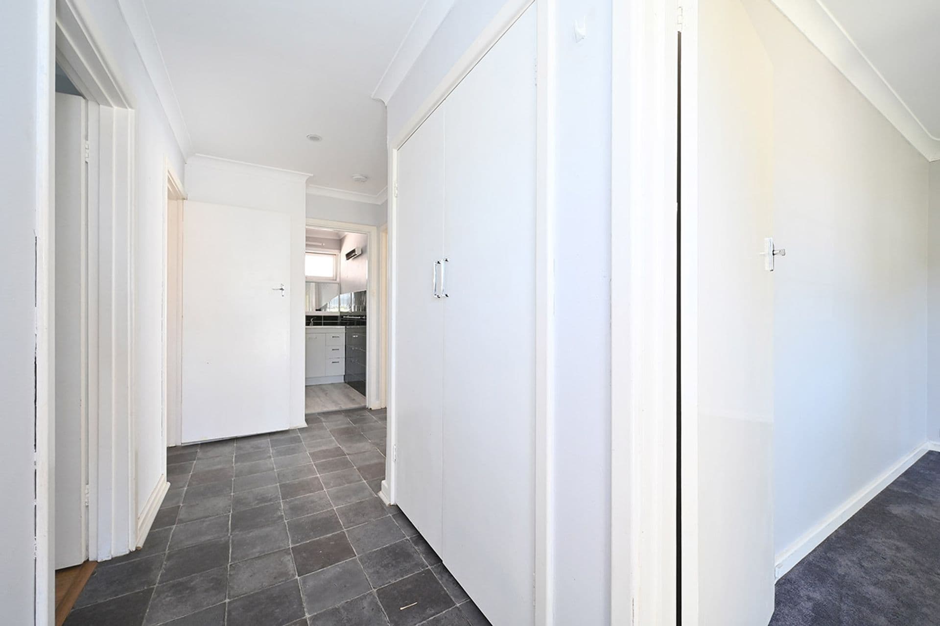 24 Wychcross Street, Westminster, WA, 6061, Westminster - Thumbnail 5