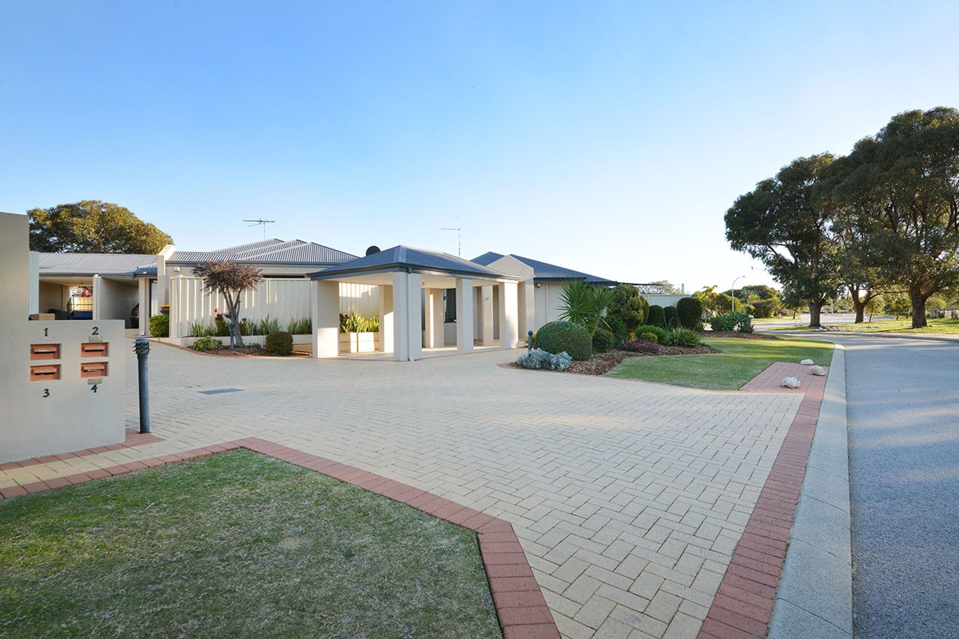 4/2 Lochy Close, Kinross, WA, 6028, Kinross - Thumbnail 3