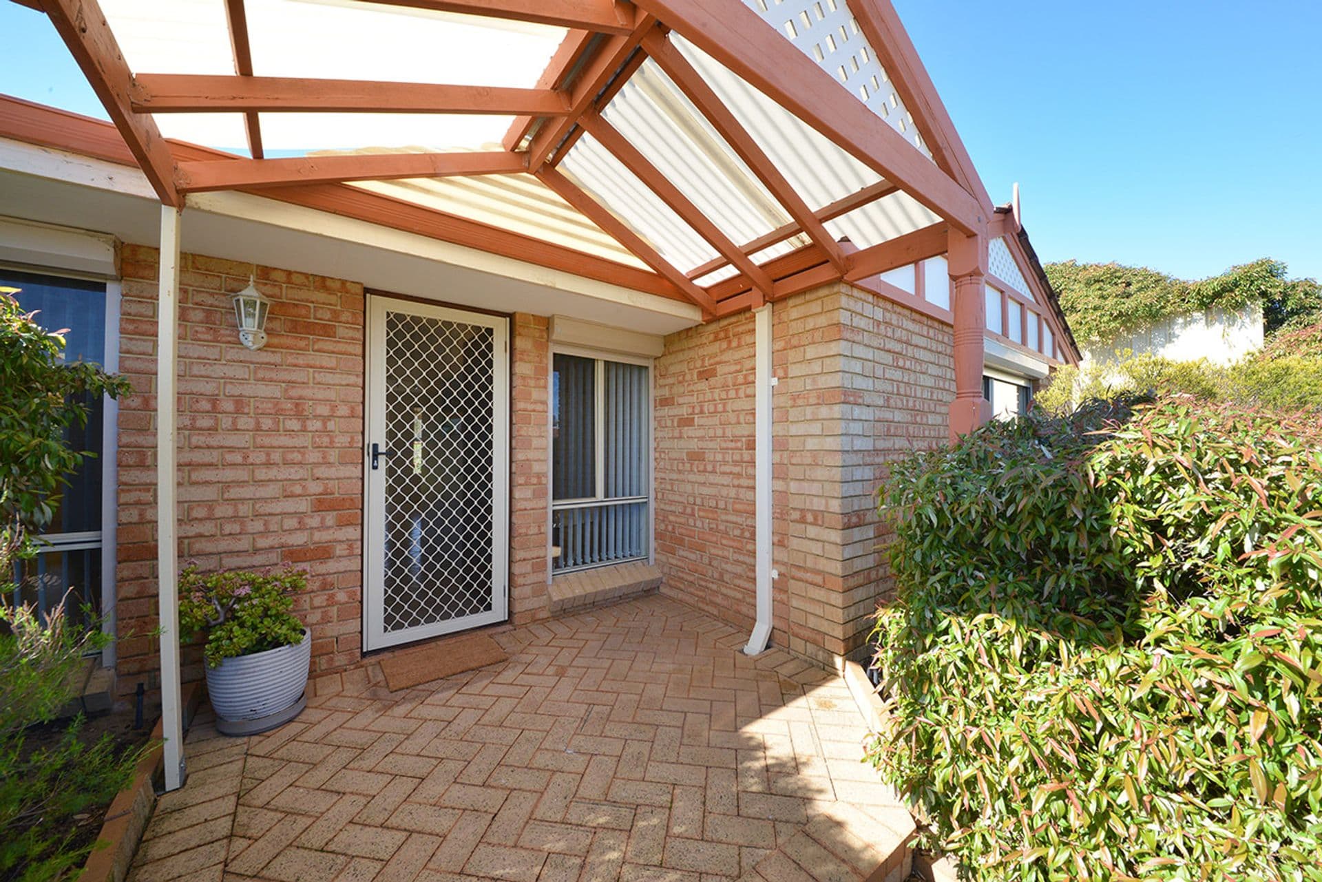 15 Porongurup Drive, Clarkson, WA, 6030, Clarkson - Thumbnail 3