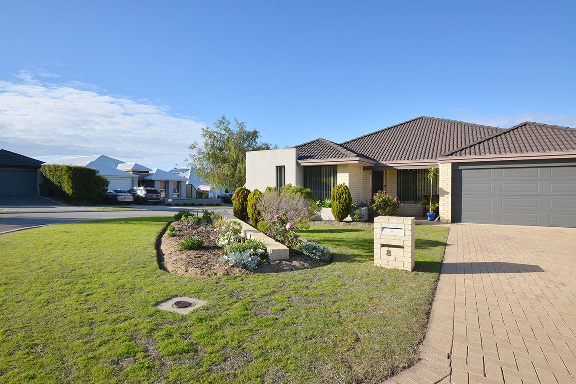 8 Pomona Way, Clarkson, WA, 6030, Clarkson - Thumbnail 2