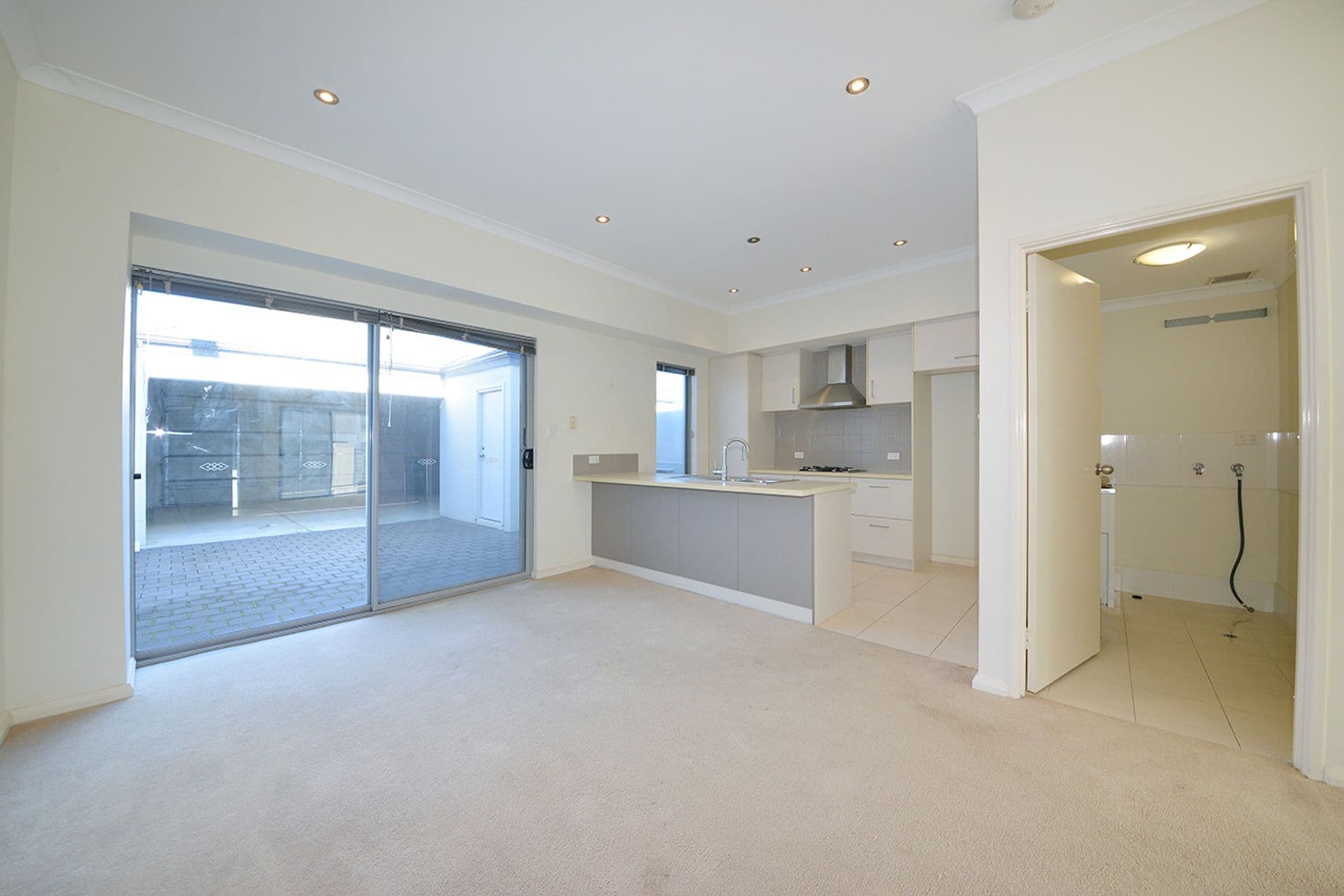 12 Metro Boulevard, Clarkson, WA, 6030, Clarkson - Thumbnail 8