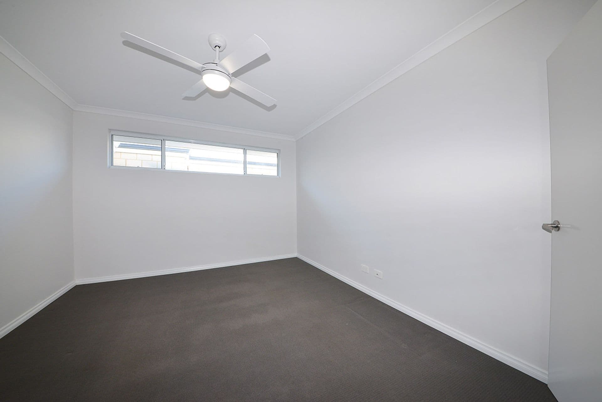 8 Manila Road, Clarkson, WA, 6030, Clarkson - Thumbnail 8