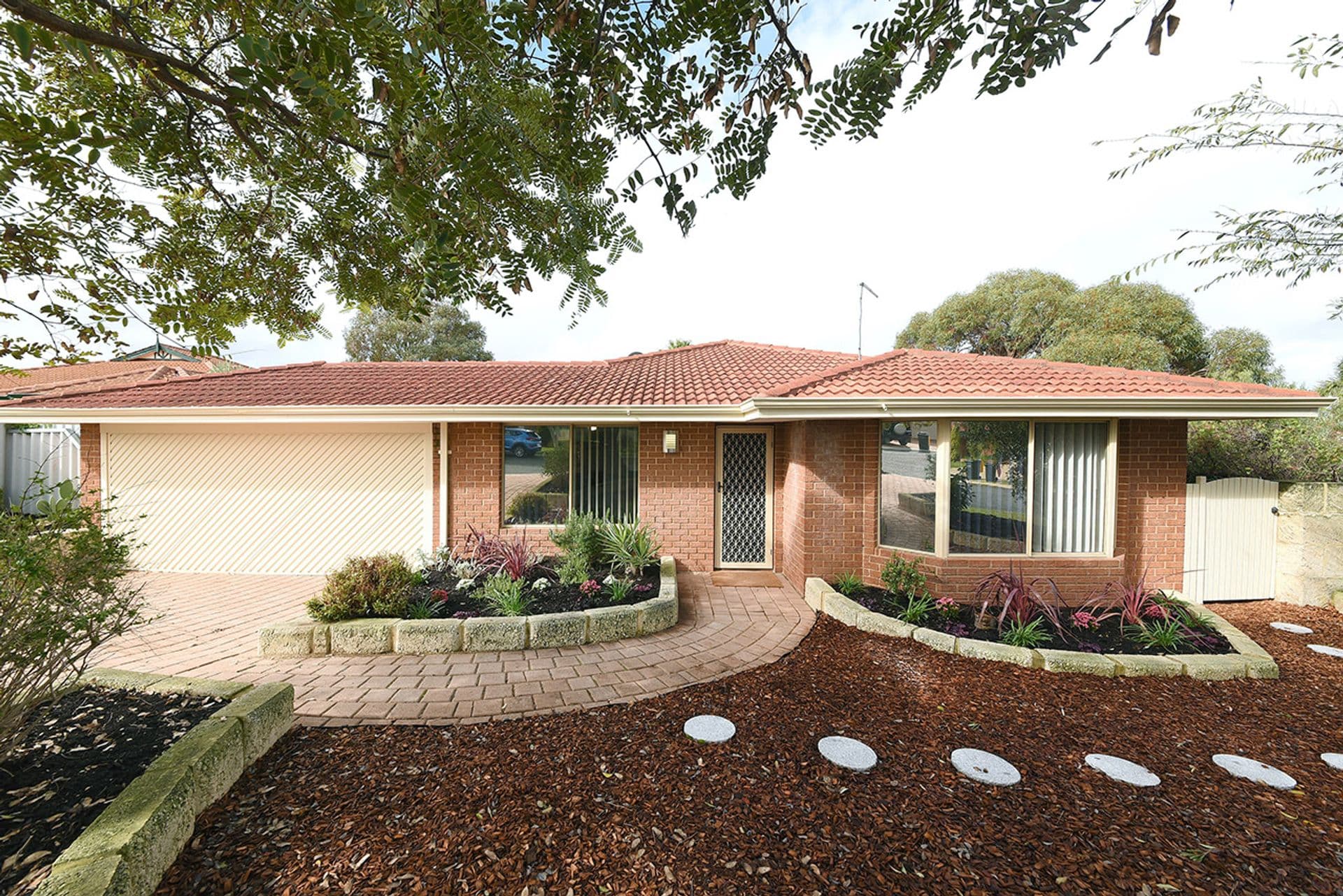 2 Doon Court, Kinross, WA, 6028, Kinross - Image 1