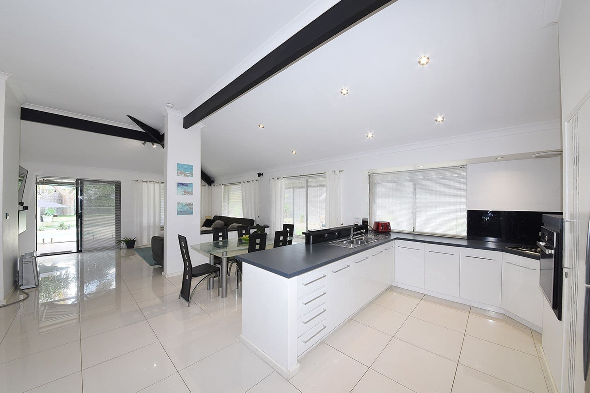 25 Victorsen Parade, Clarkson, WA, 6030, Clarkson - Thumbnail 7