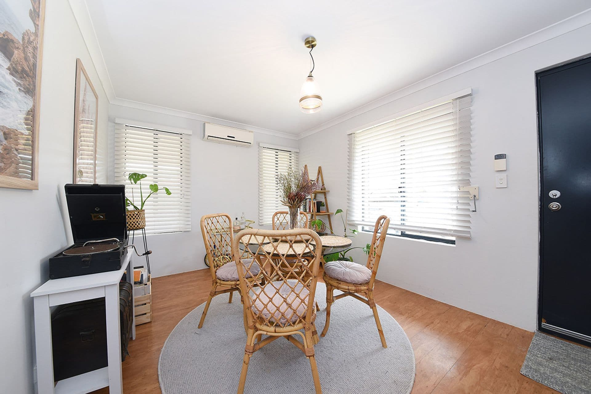 6 Wedge Way, Merriwa, WA, 6030, Merriwa - Thumbnail 2