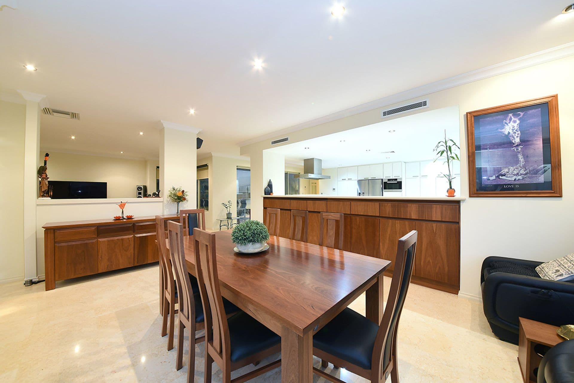 1 Penryn Lane, Mindarie, WA, 6030, Mindarie - Thumbnail 5