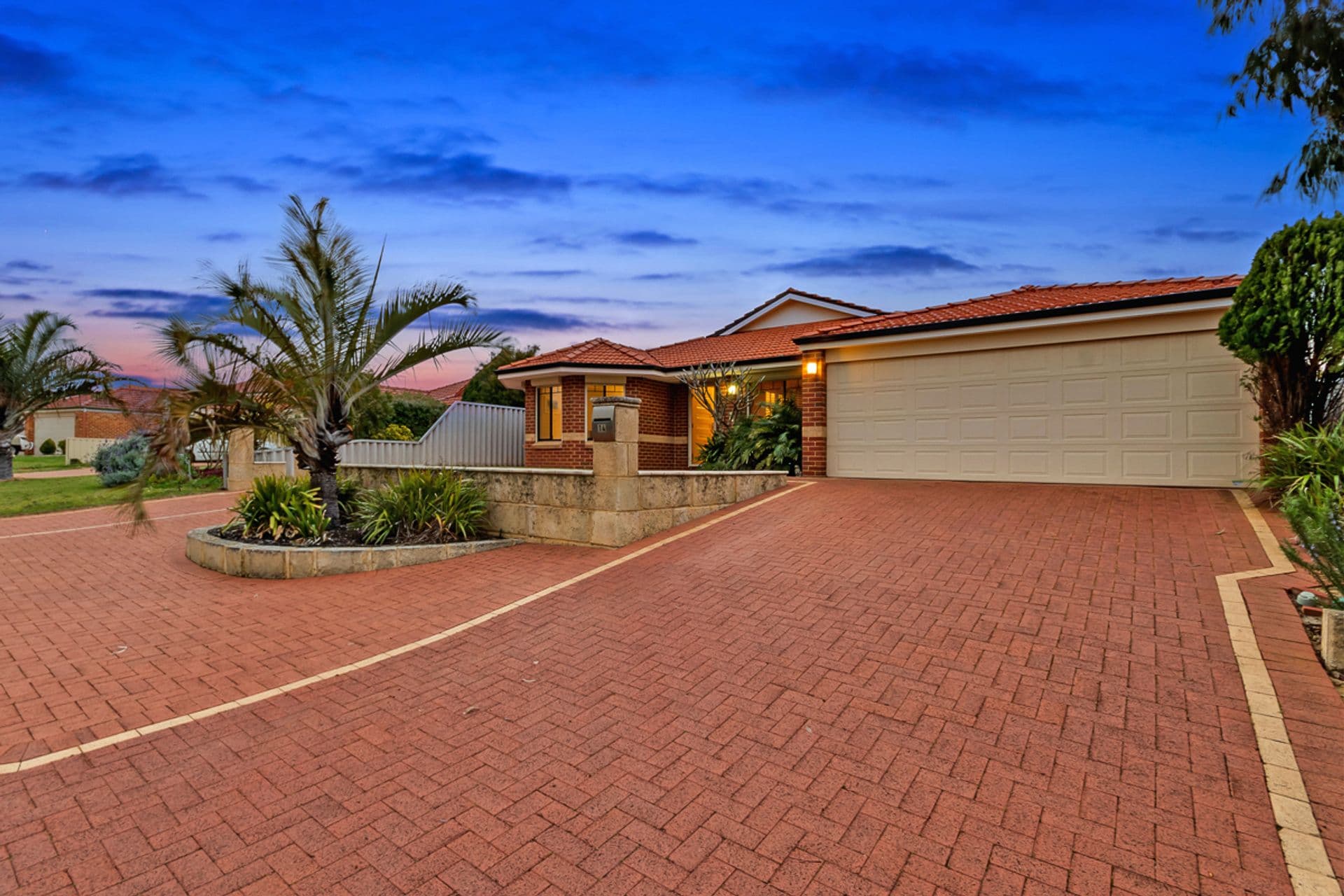 14 Roxburgh Circle, Kinross, WA, 6028, Kinross - Thumbnail 2