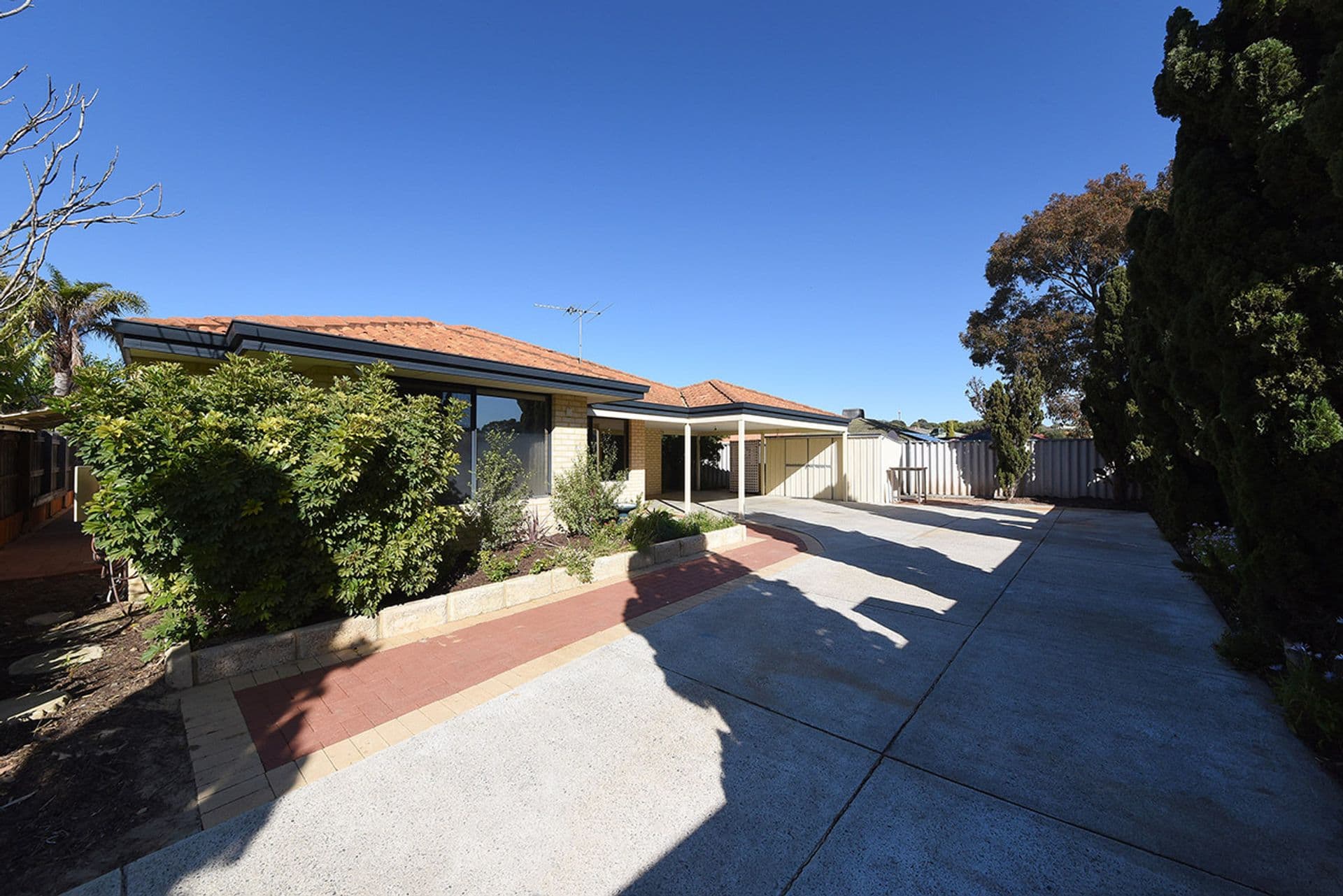 24 Durrington Glade, Clarkson, WA, 6030, Clarkson - Thumbnail 2