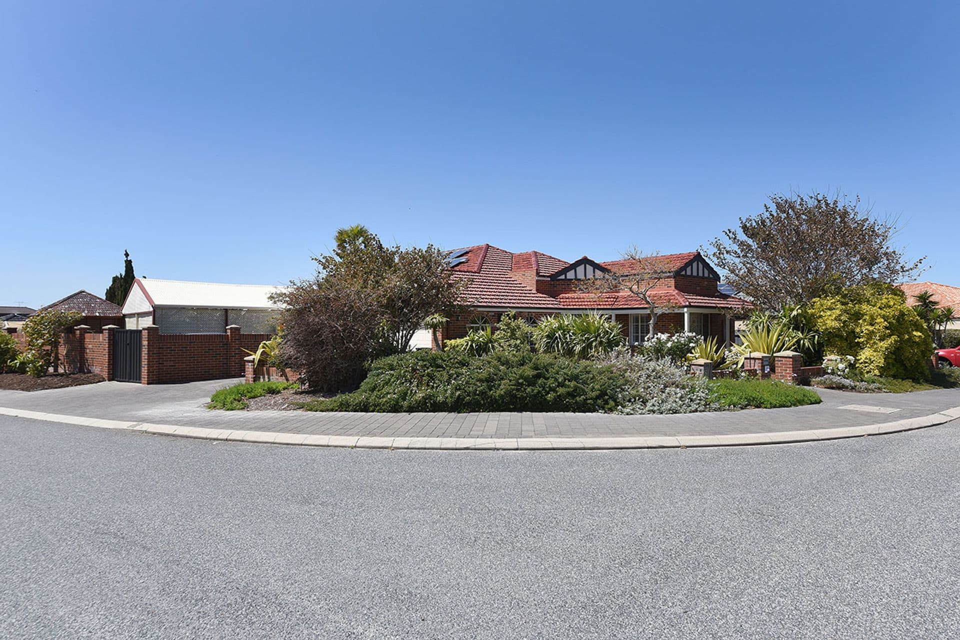 10 Marin Parade, Mindarie, WA, 6030, Mindarie - Thumbnail 3