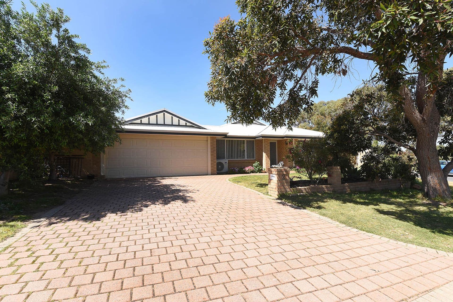 2 Lauder Place, Kinross, WA, 6028, Kinross - Thumbnail 2