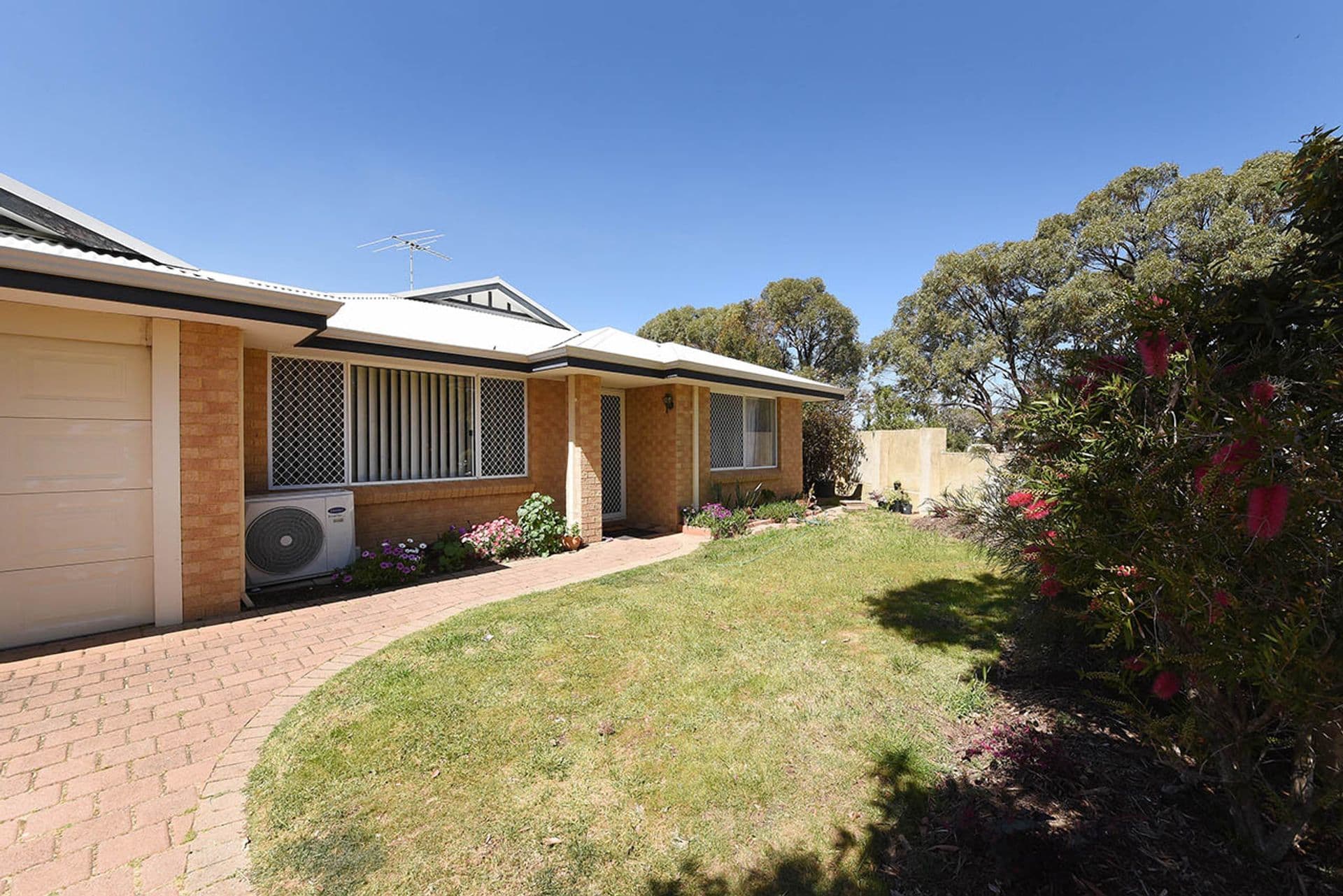 2 Lauder Place, Kinross, WA, 6028, Kinross - Thumbnail 3