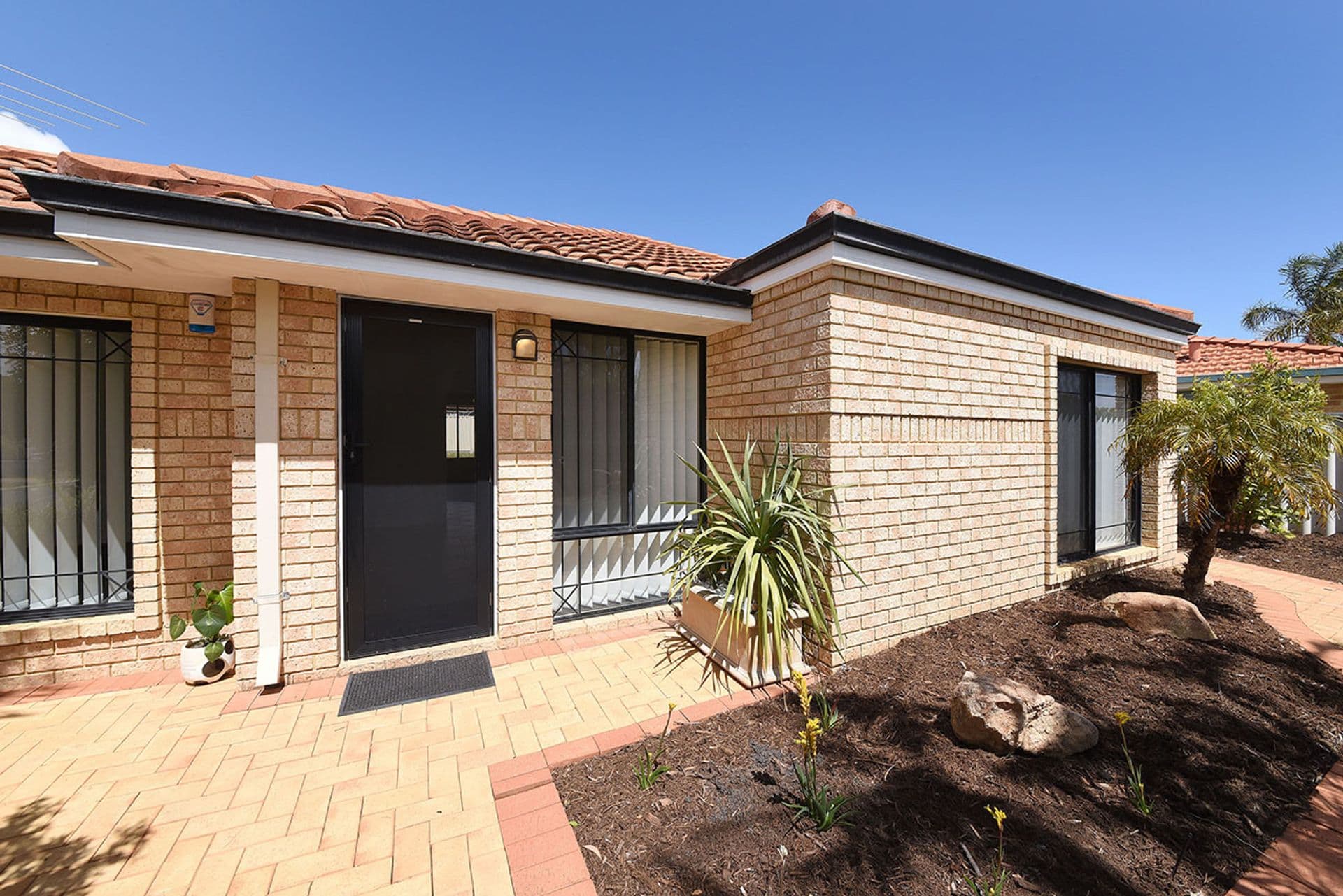 8 Gardiner Heights, Kinross, WA, 6028, Kinross - Thumbnail 2