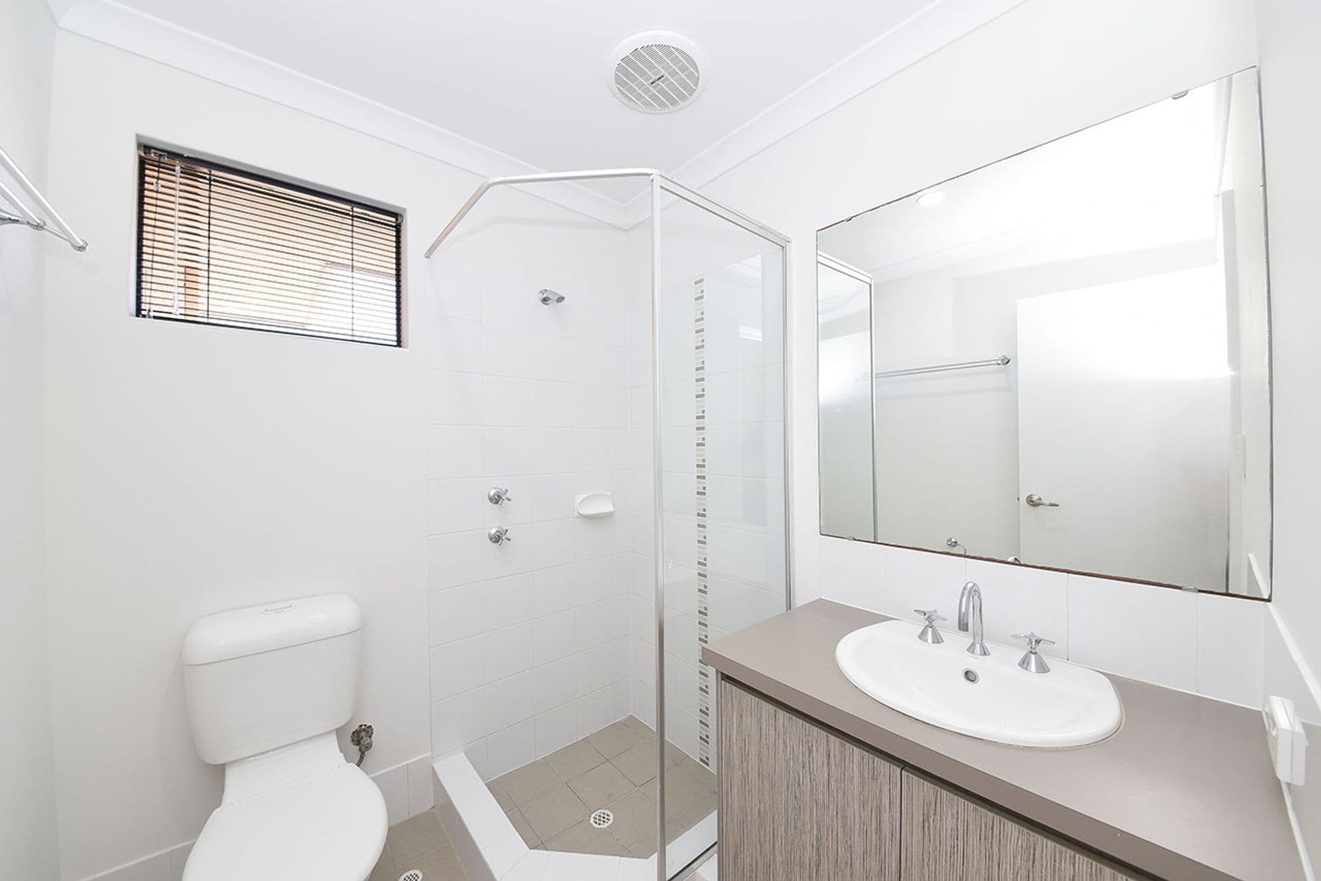 17 Bewdley Way, Alkimos, WA, 6038, Alkimos - Thumbnail 6