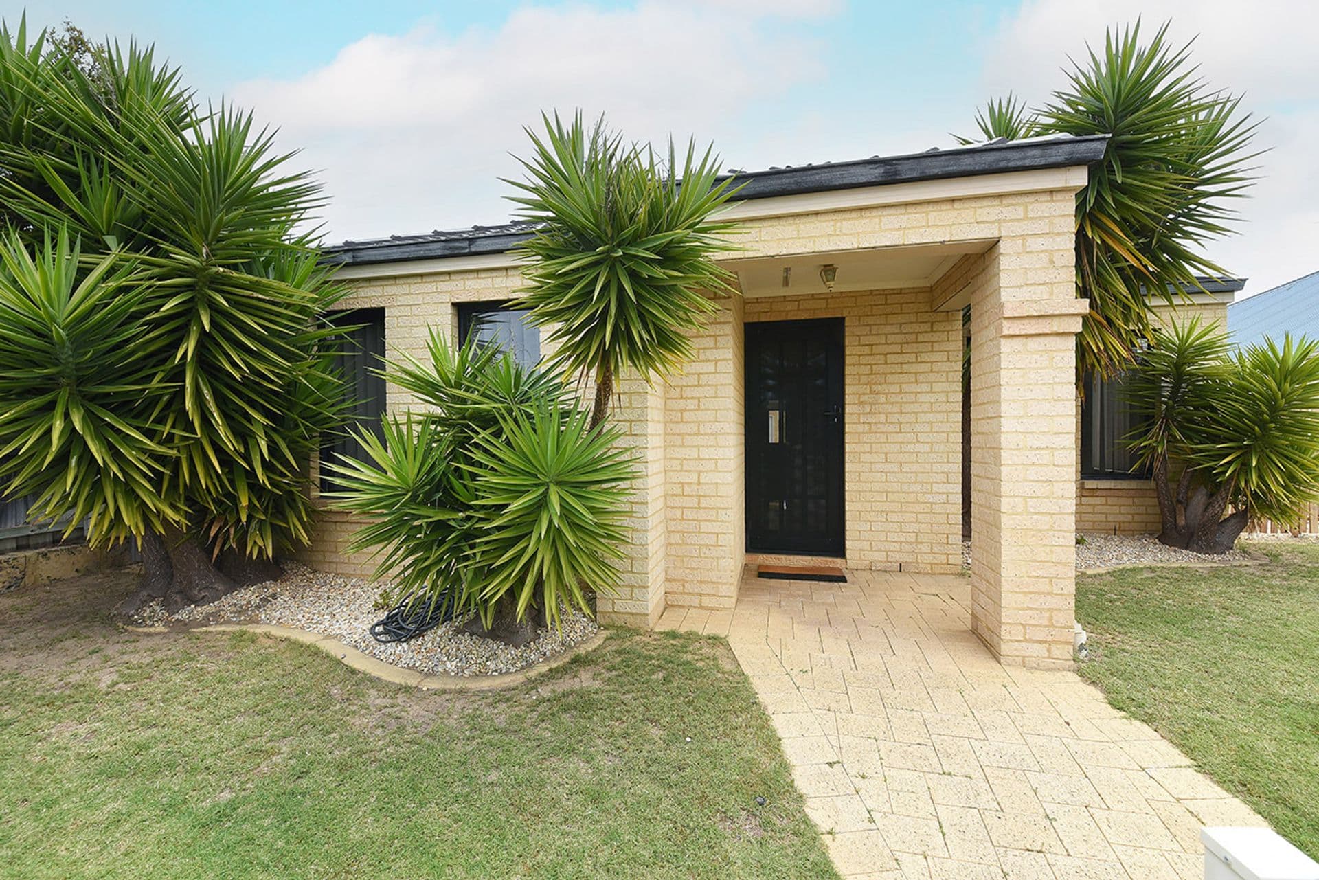 58 Mulgrave Loop, Mindarie, WA, 6030, Mindarie - Thumbnail 2