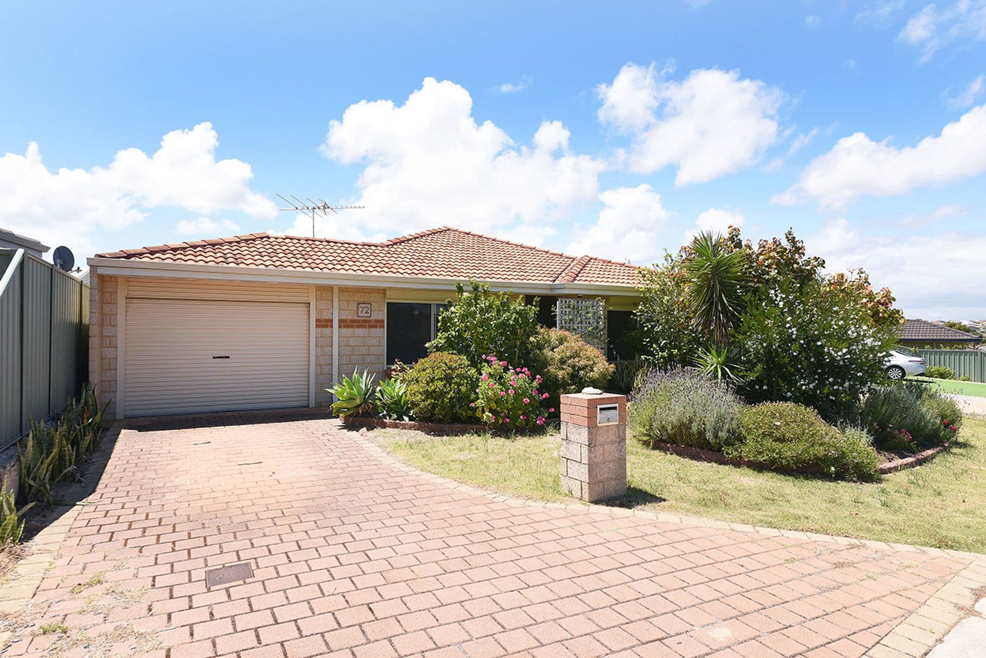 72 Dalvik Avenue, Merriwa, WA, 6030, Merriwa - Thumbnail 2