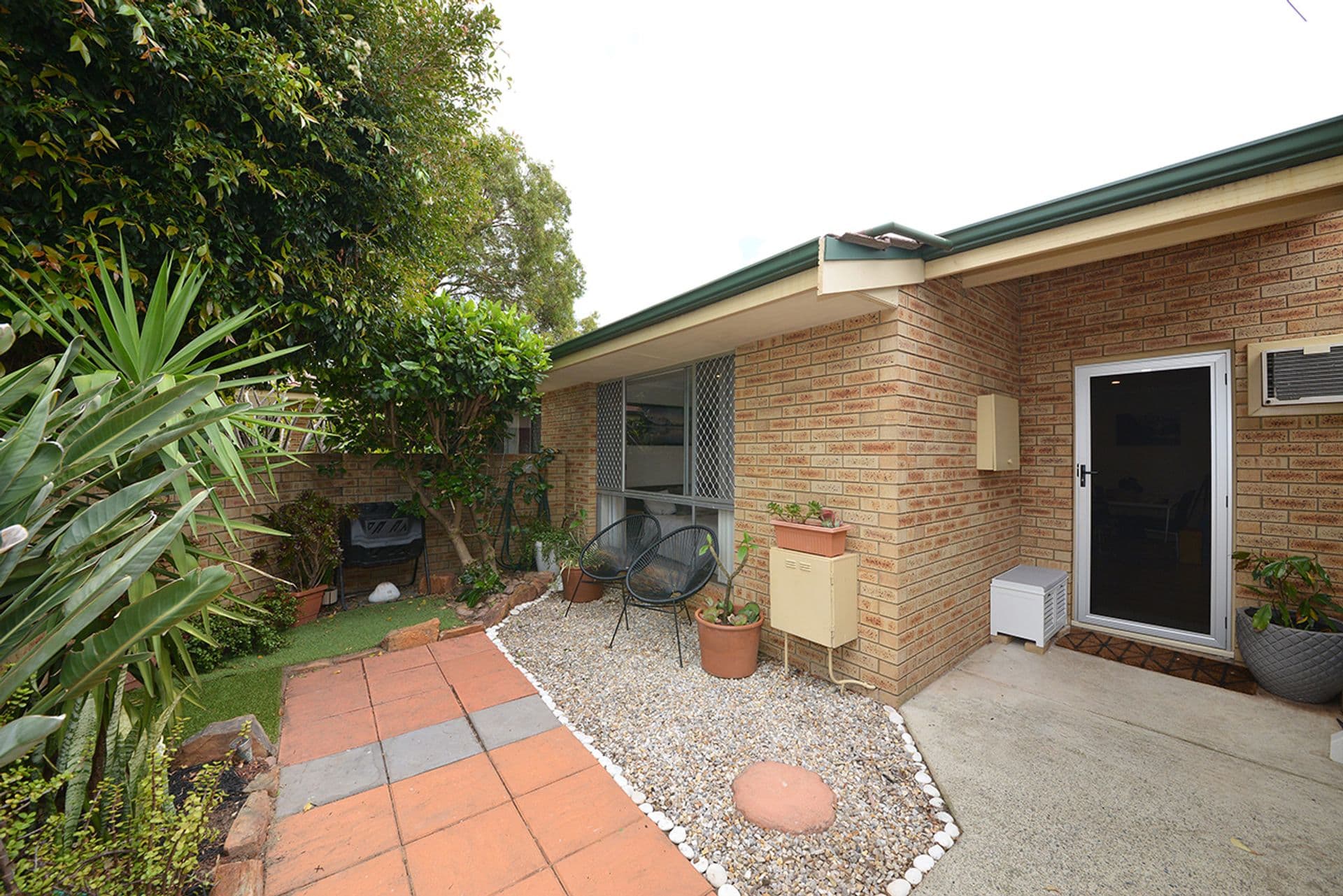 2/186 Tyler Street, Tuart Hill, WA, 6060, Tuart Hill - Thumbnail 2