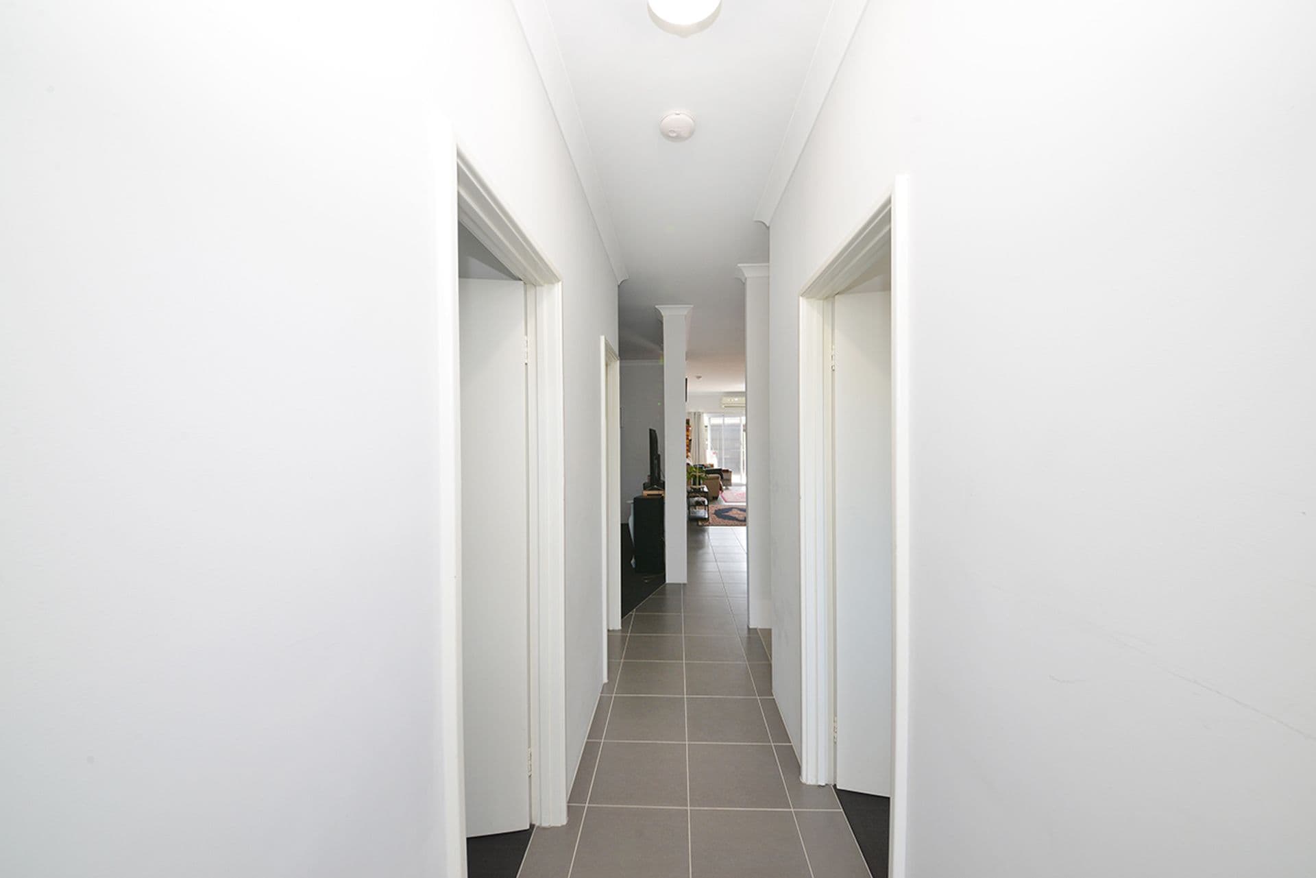 33 Hollyford Parade, Butler, WA, 6036, Butler - Thumbnail 2
