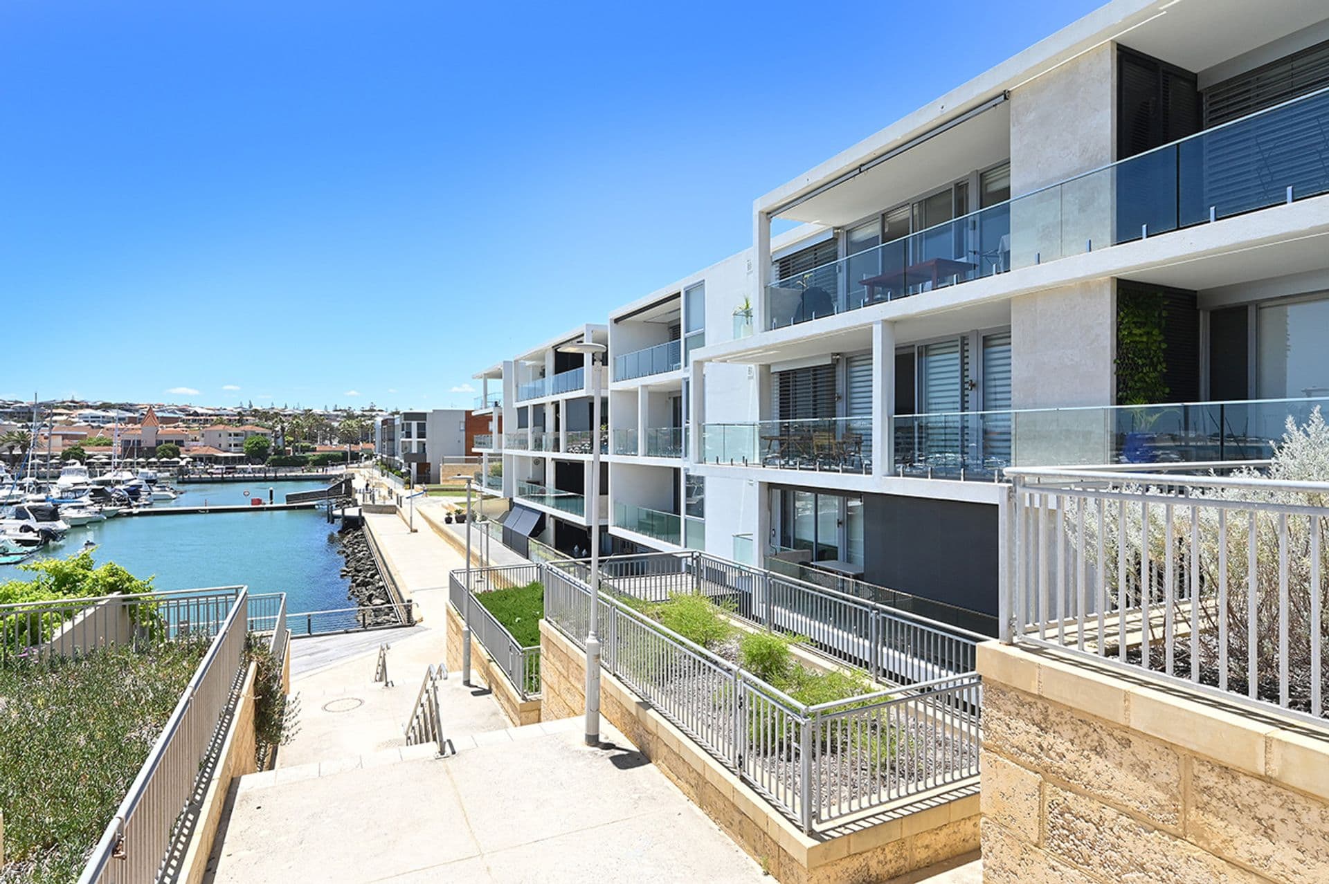 306/1 Bristol Lane, Mindarie, WA, 6030, Mindarie - Thumbnail 2