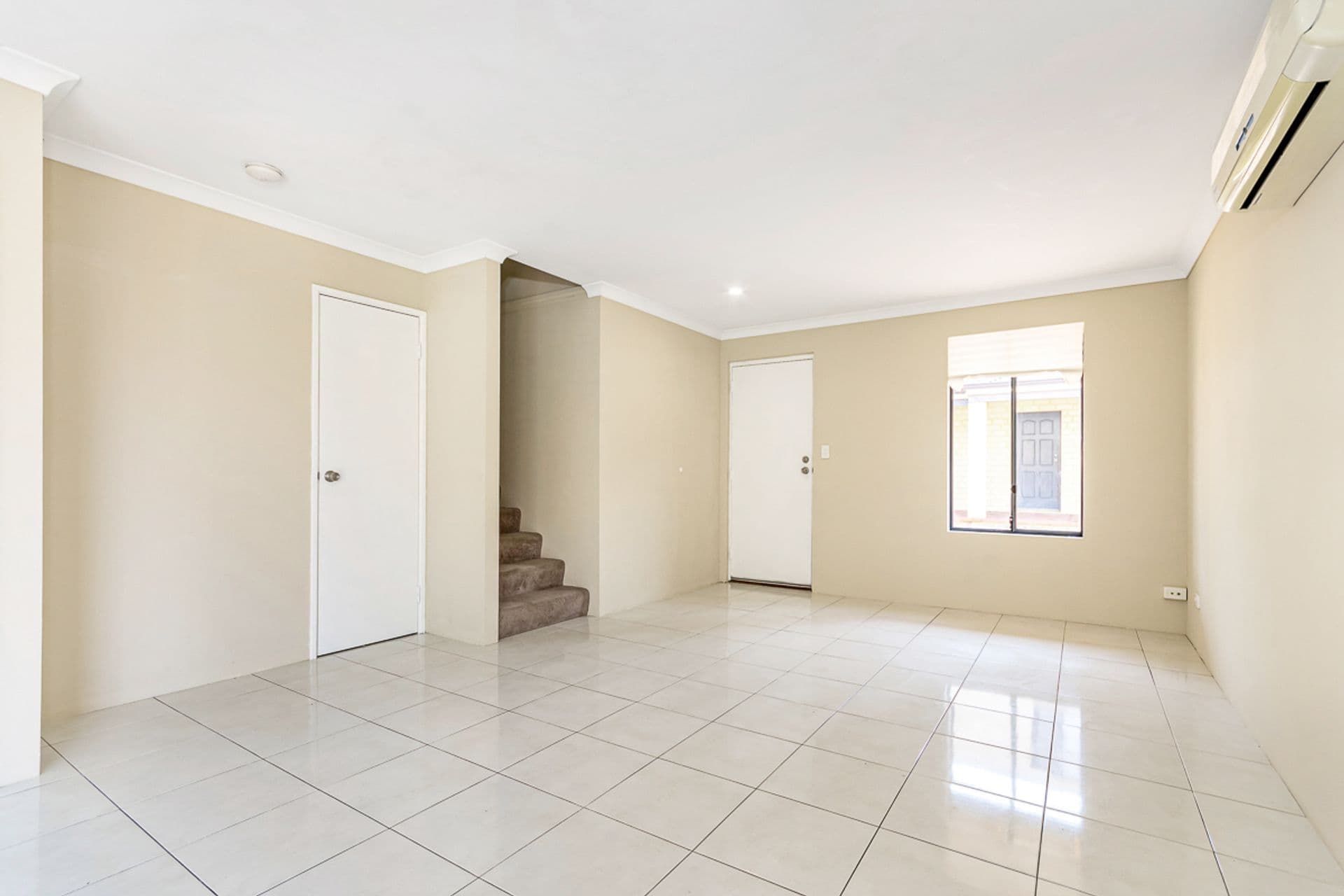 4/37 Stradbroke Gardens, Ridgewood, WA, 6030, Ridgewood - Thumbnail 3