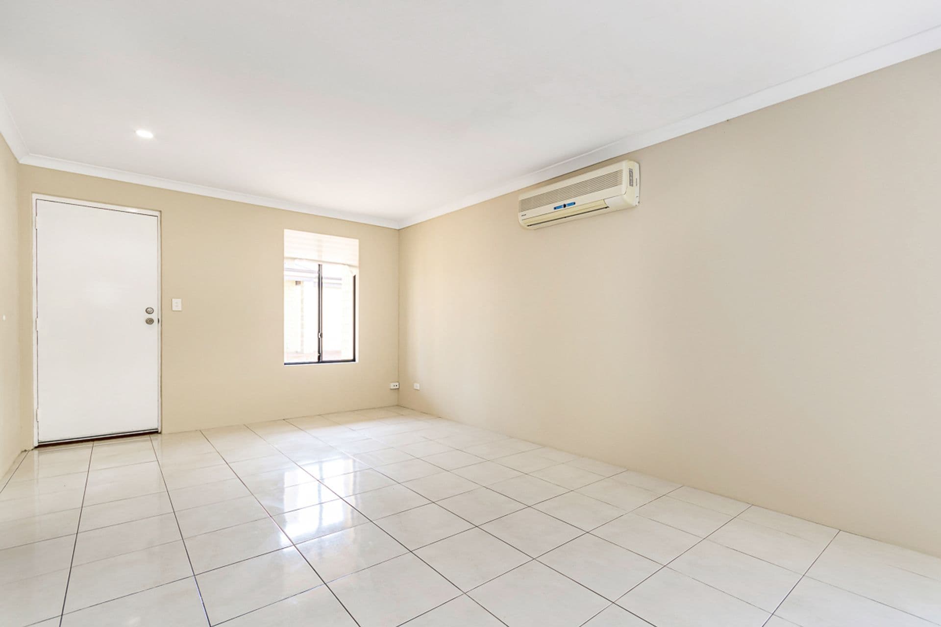 4/37 Stradbroke Gardens, Ridgewood, WA, 6030, Ridgewood - Thumbnail 4