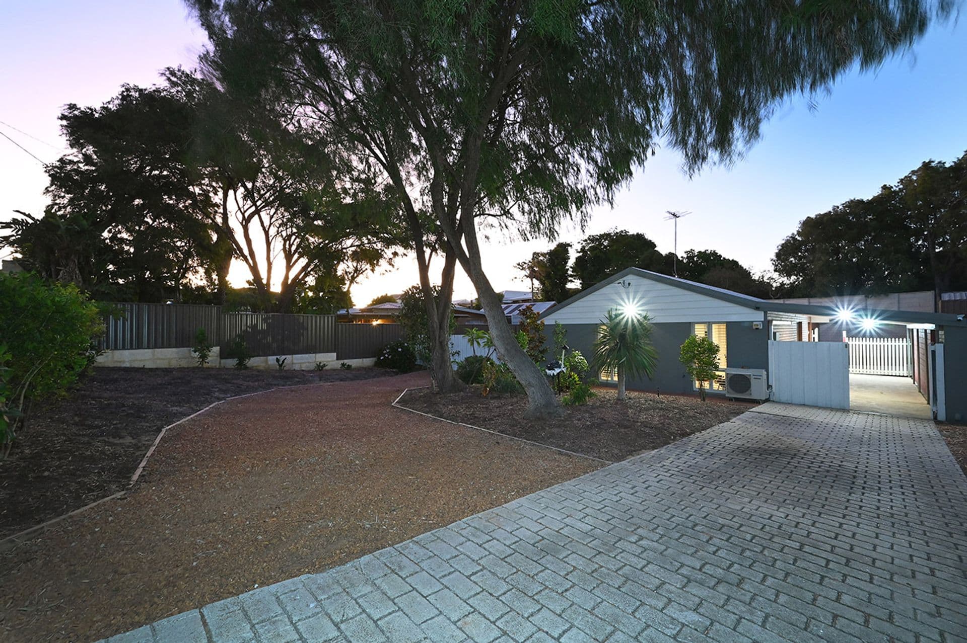 23 View Terrace, Quinns Rocks, WA, 6030, Quinns Rocks - Thumbnail 2