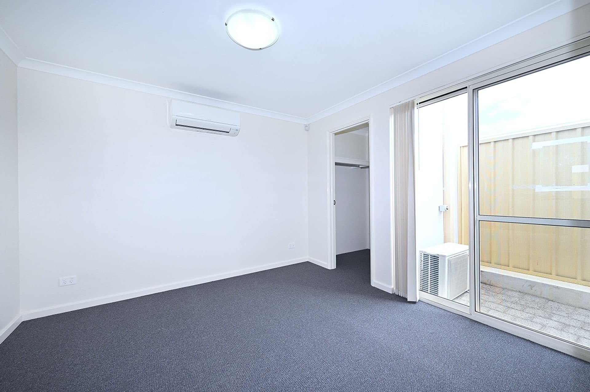 2/150 Celebration Boulevard, Clarkson, WA, 6030, Clarkson - Thumbnail 2